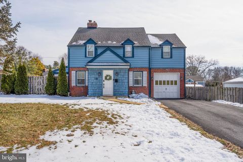 32 RIVERSIDE DRIVE WILMINGTON DE 19809