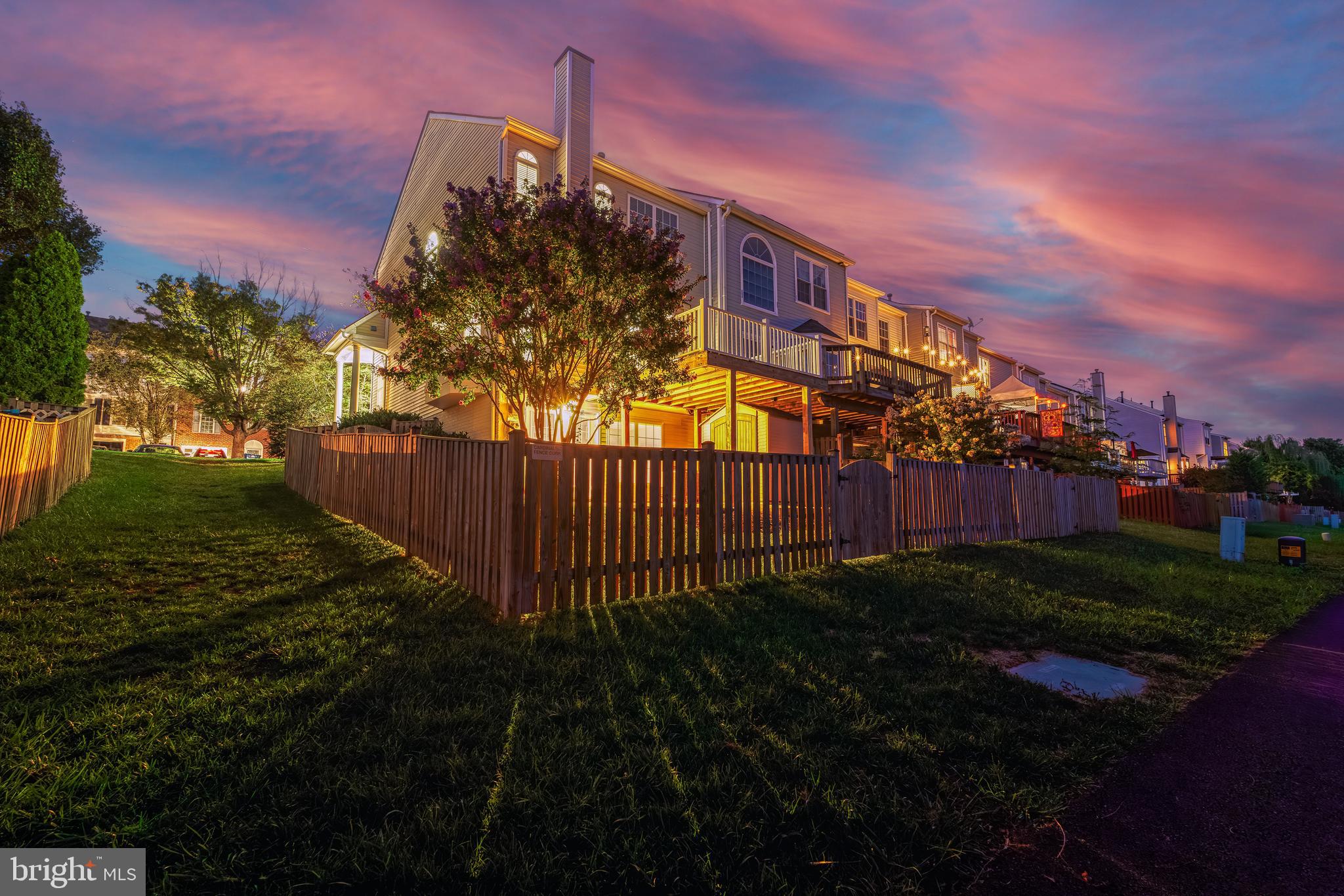 ASHBURN VILLAGE - Residential