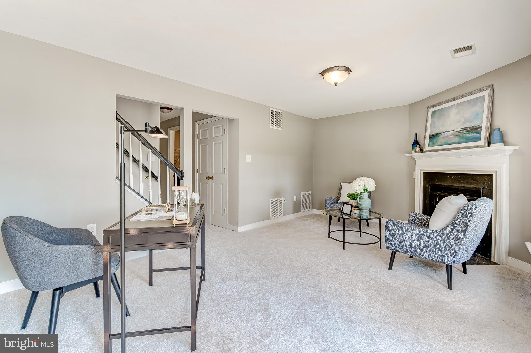 ASHBURN VILLAGE - Residential