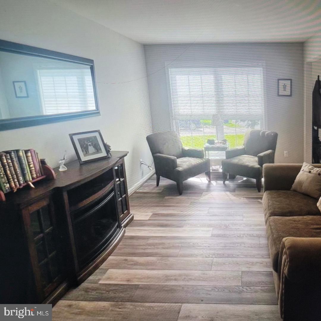 SUMMERVALE - Residential Lease