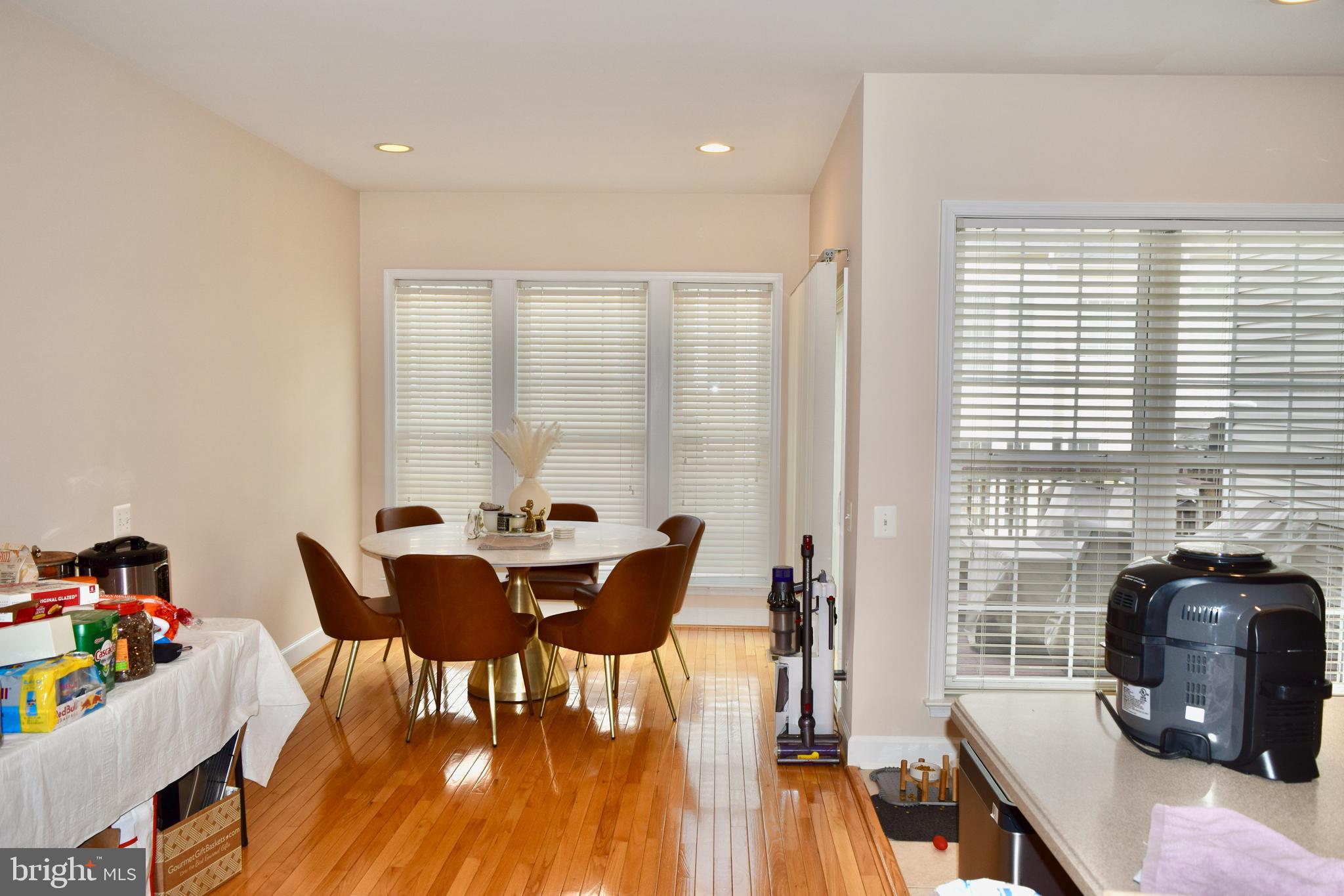 COPPERMINE CROSSING - Residential Lease