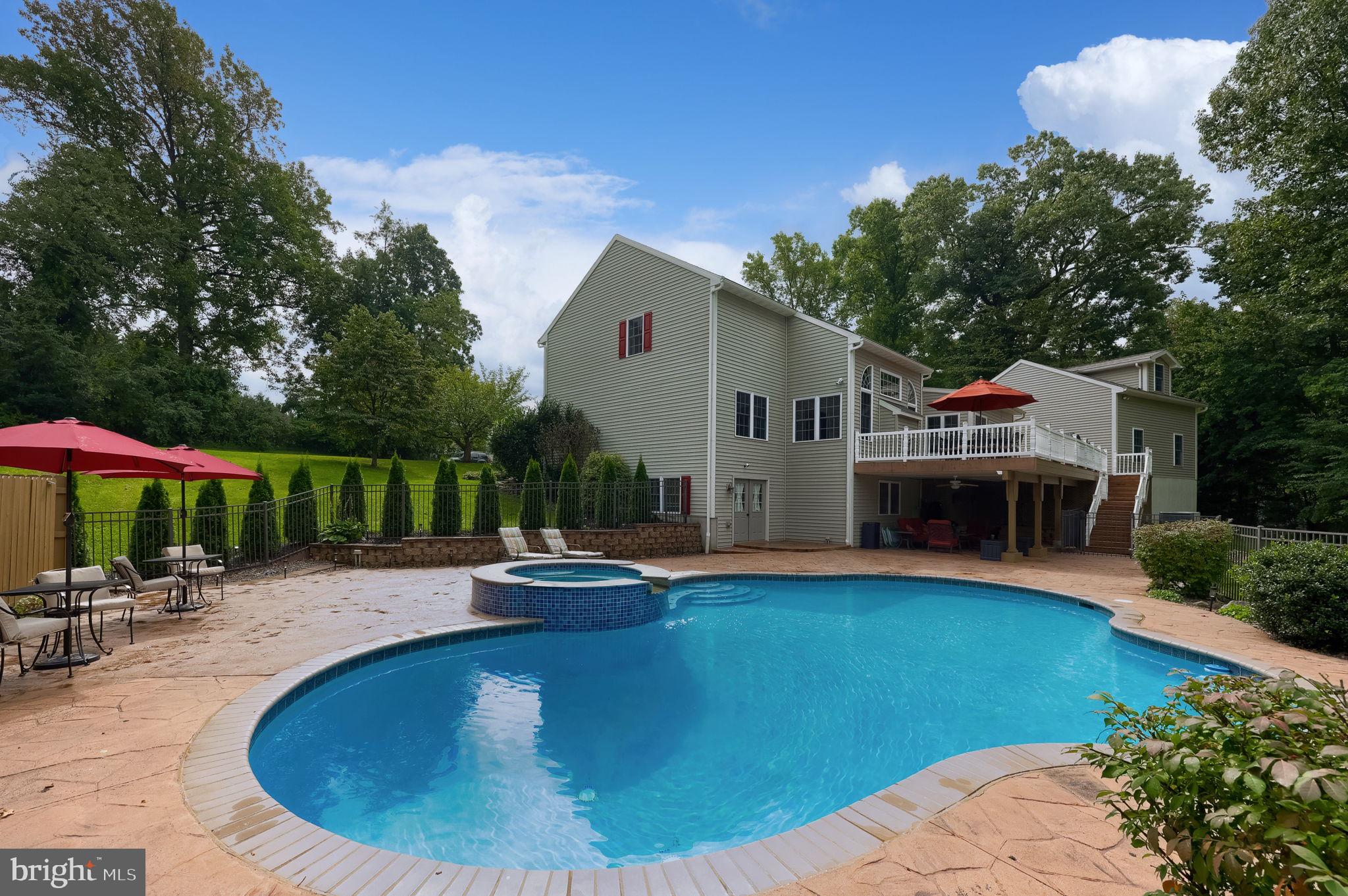 285 COLORADO DRIVE
