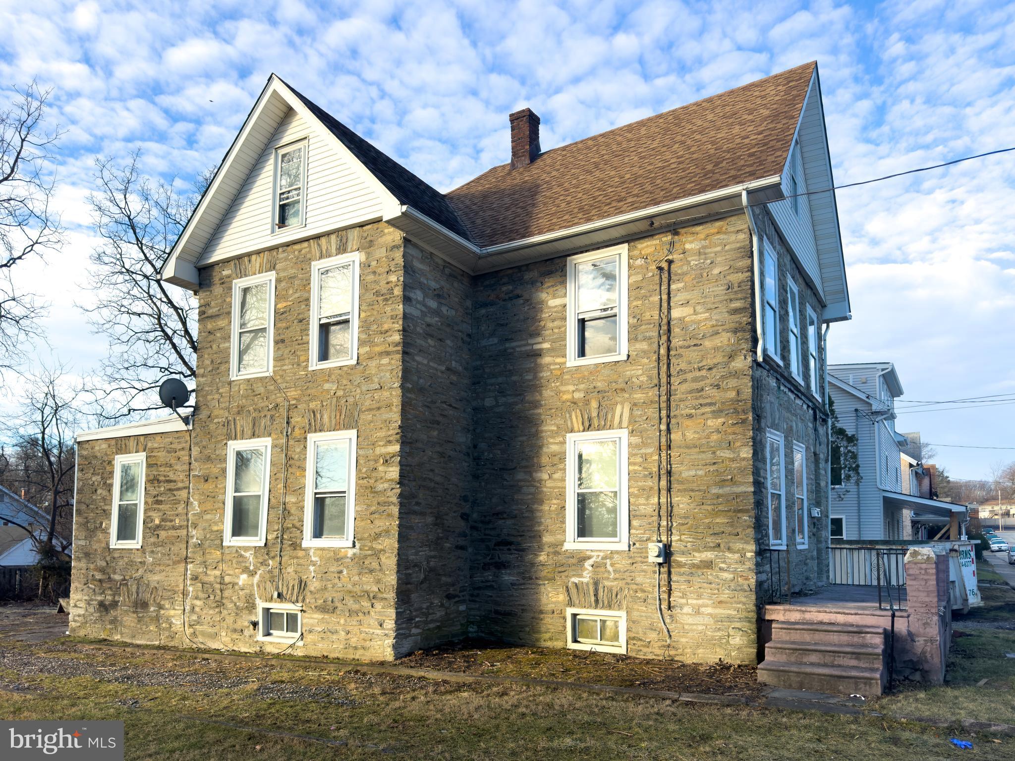 GLENSIDE - Residential
