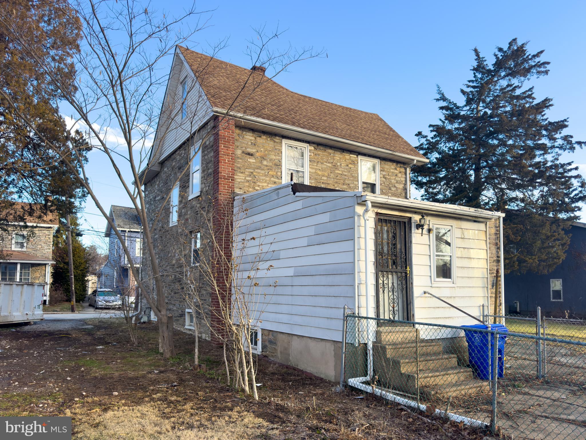 GLENSIDE - Residential