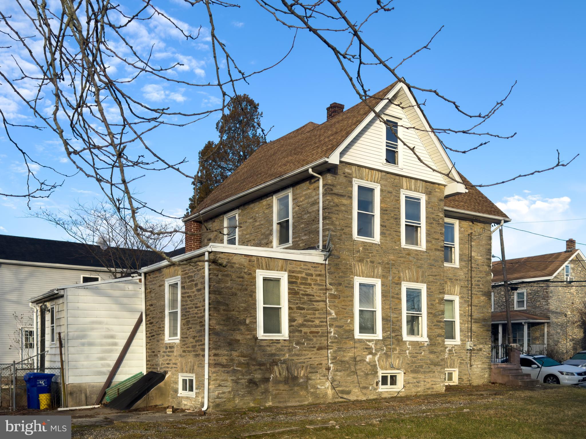 GLENSIDE - Residential