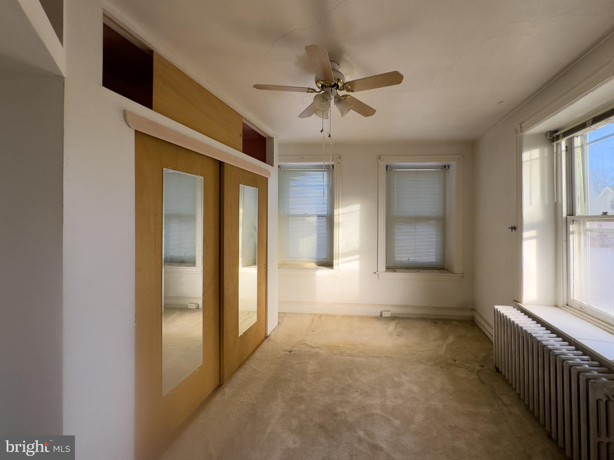 GLENSIDE - Residential