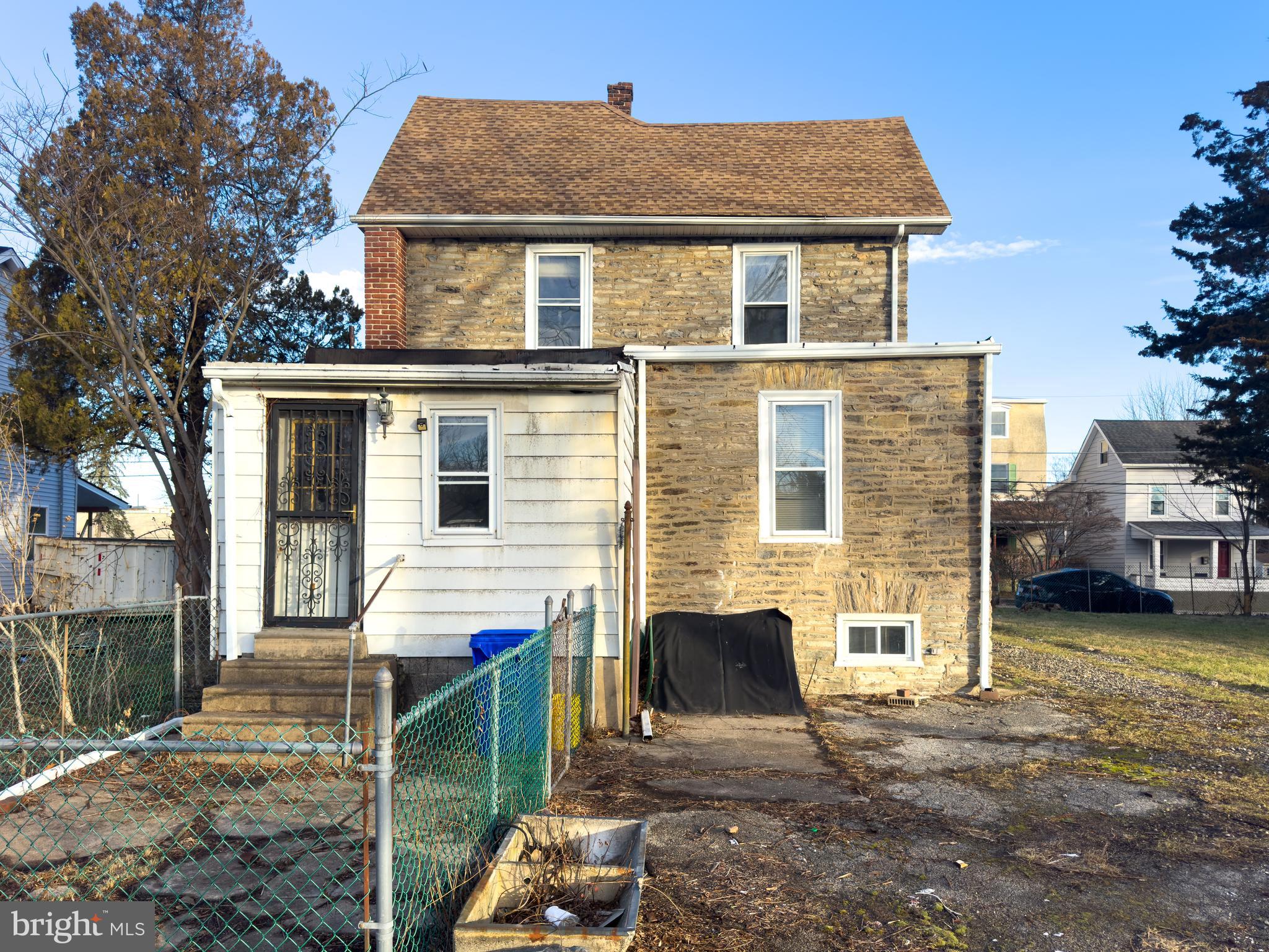 GLENSIDE - Residential