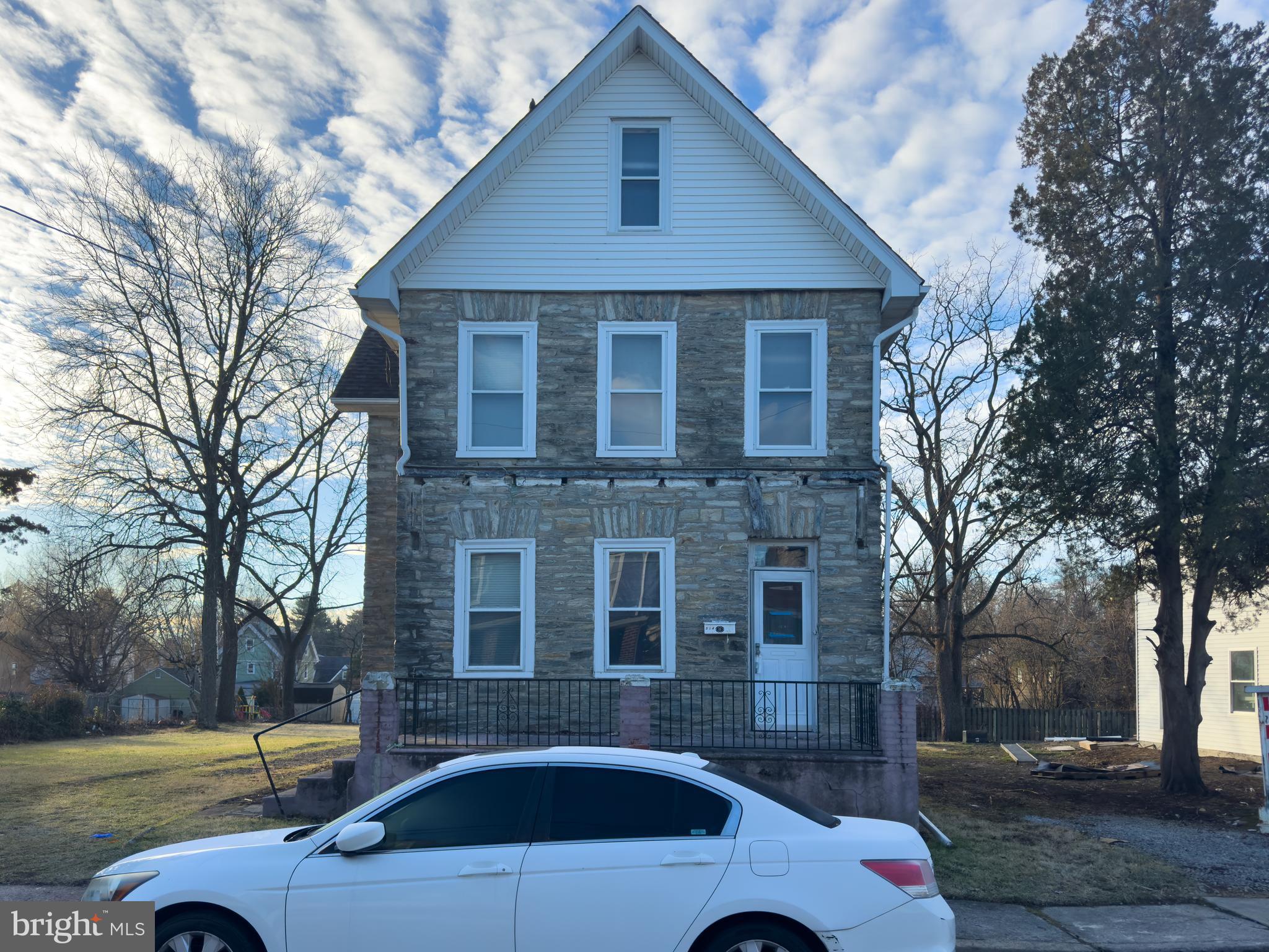 514 EAST AVENUE