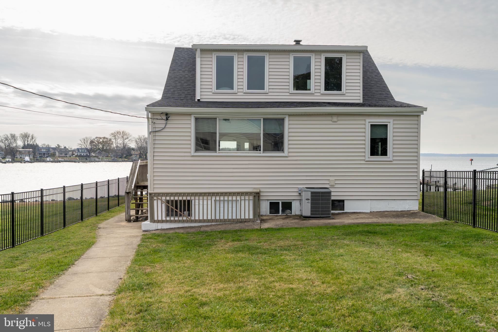 LODGE FOREST - Residential Lease