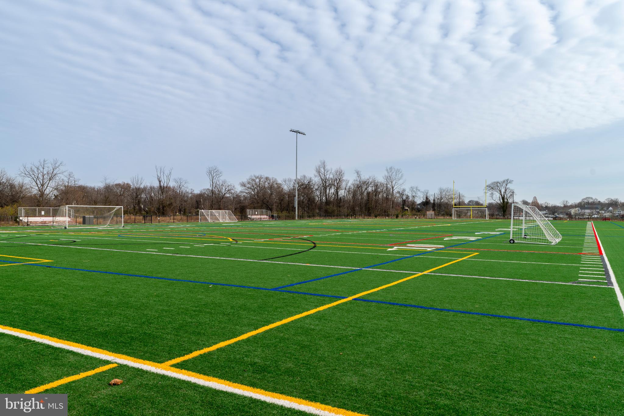 LODGE FOREST - Residential Lease