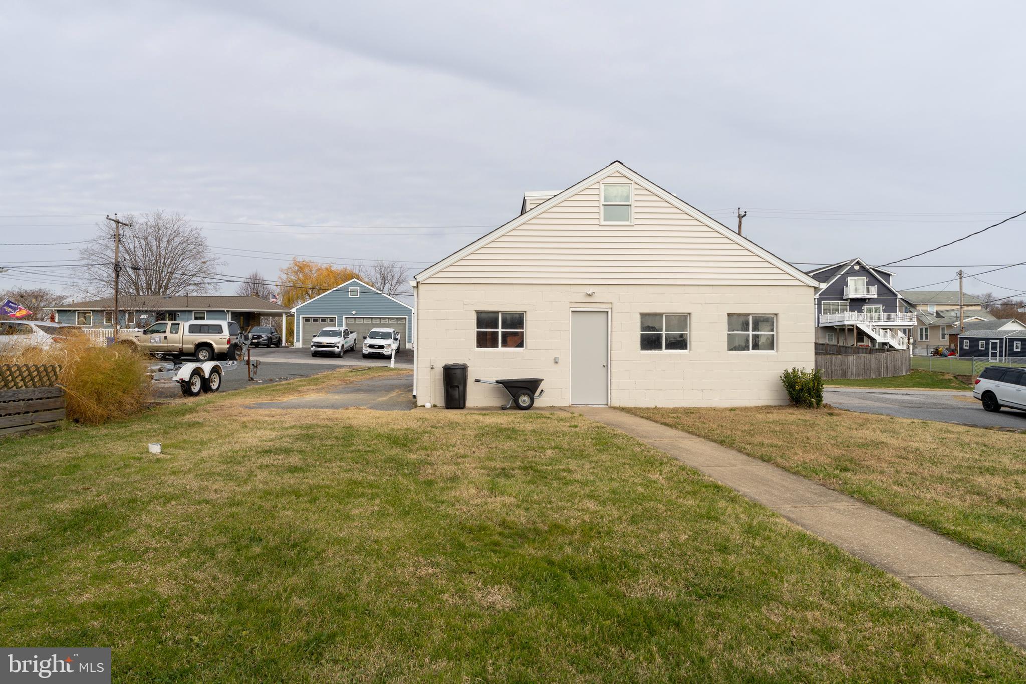 LODGE FOREST - Residential Lease