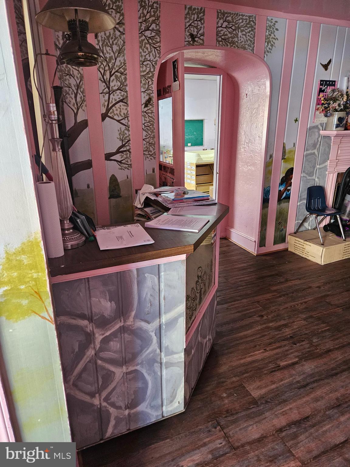 2010 N MARKET STREET