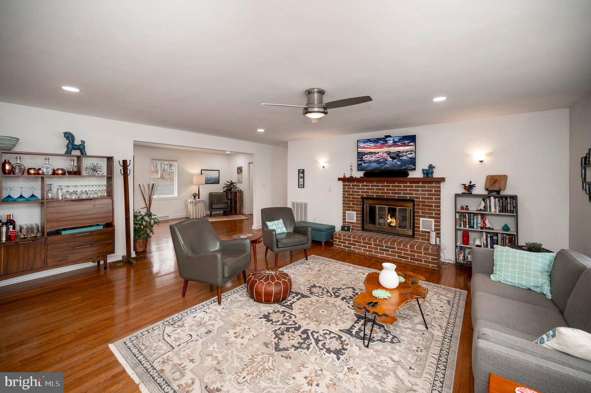 LAKE OF THE WOODS - Residential