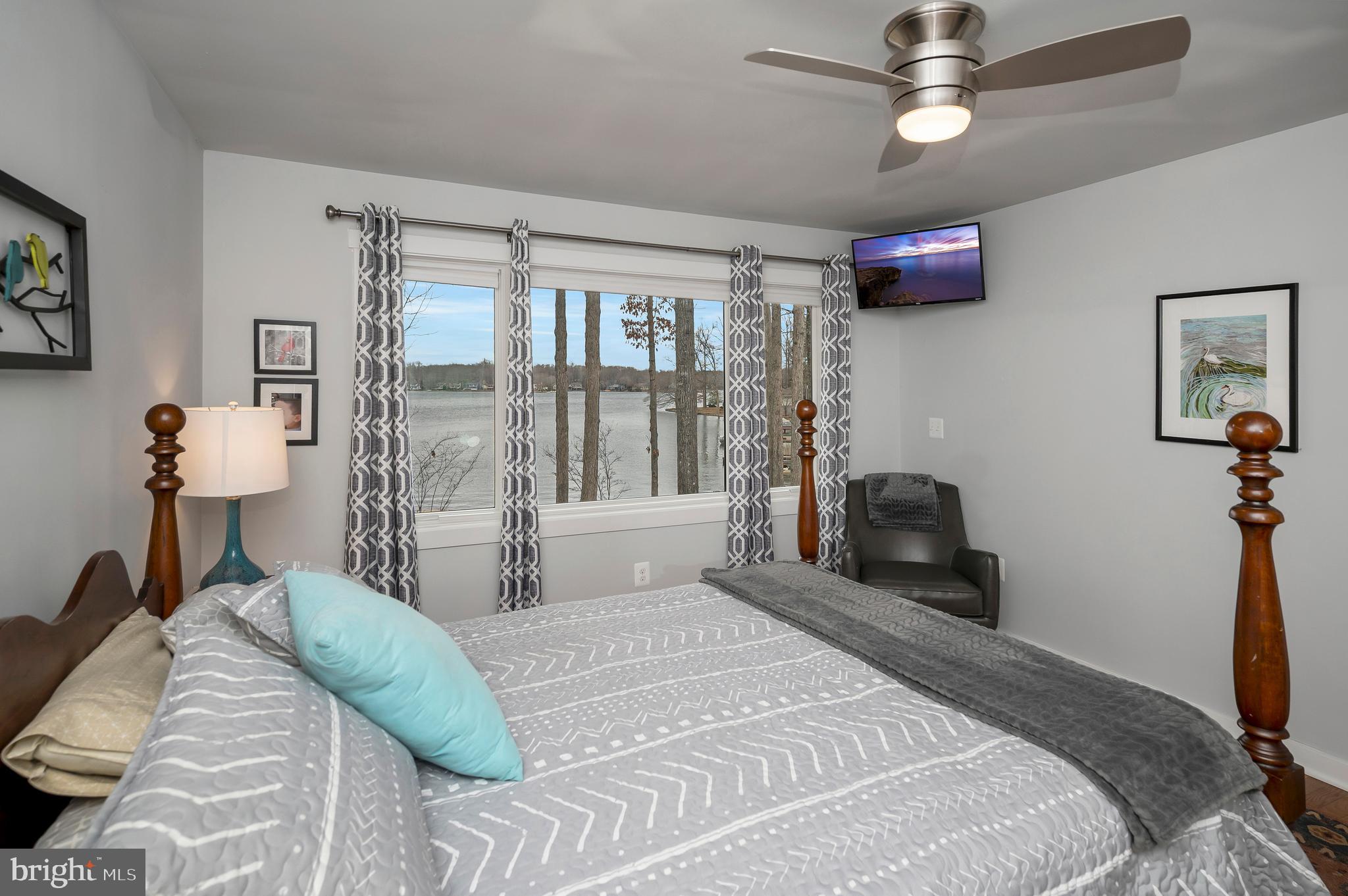 LAKE OF THE WOODS - Residential