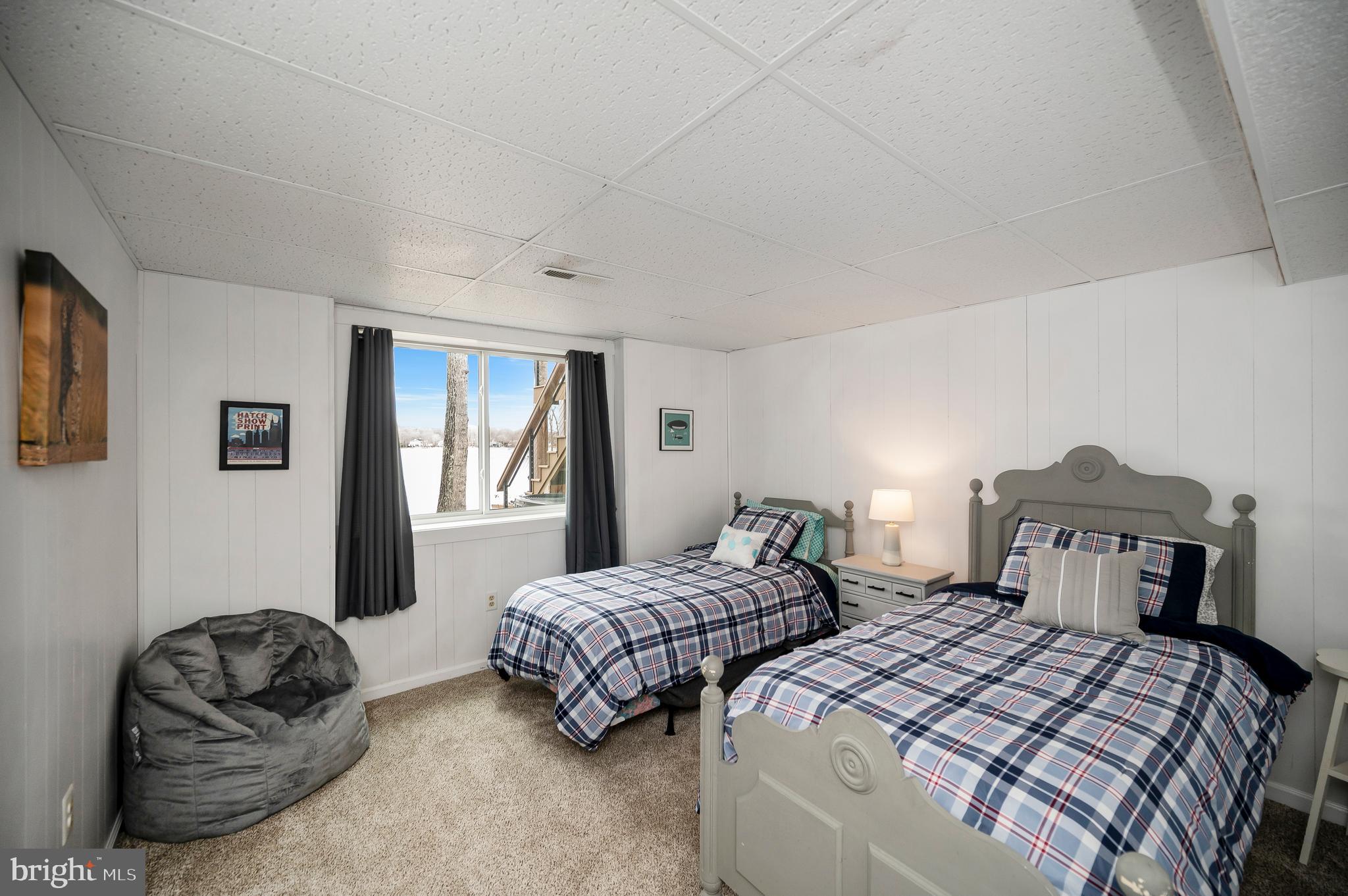 LAKE OF THE WOODS - Residential