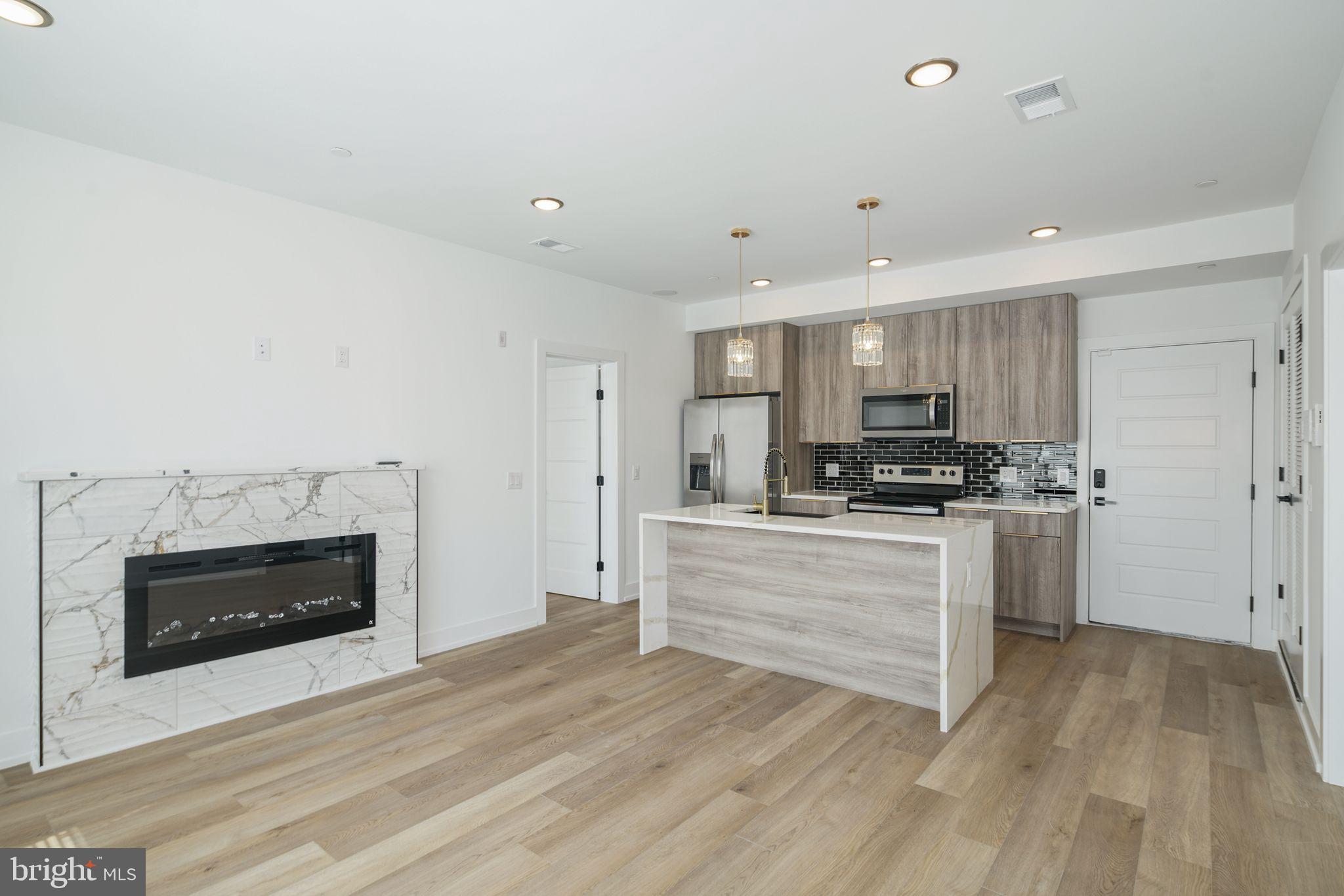 FISHTOWN - Residential Lease