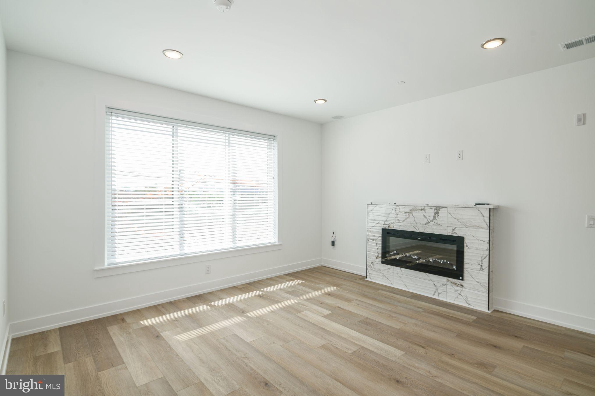 FISHTOWN - Residential Lease