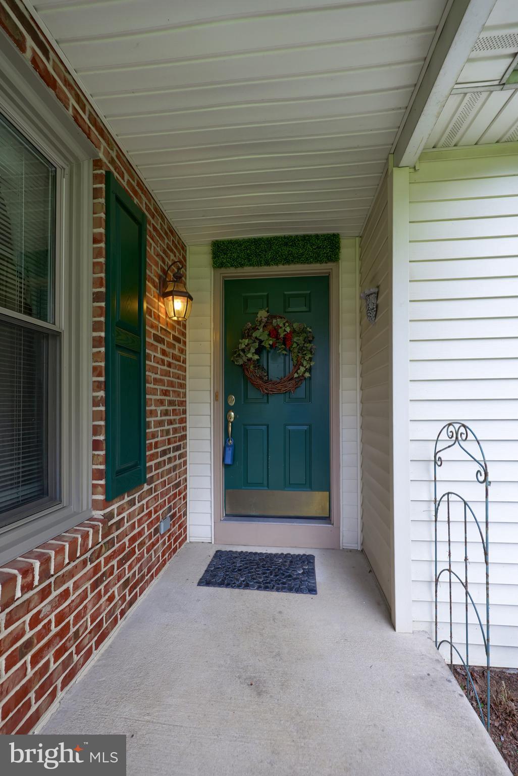 6 TOWNSEND COURT