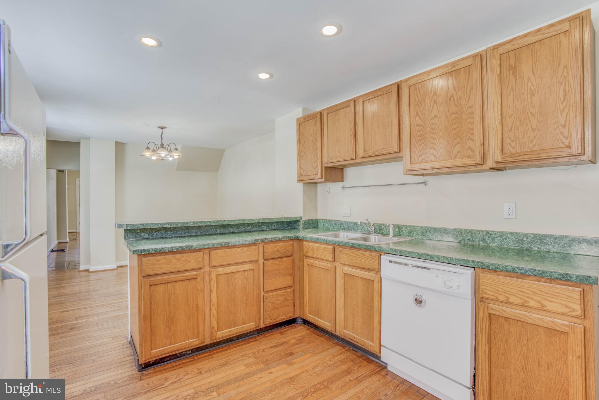 FEDERAL HILL HISTORIC DISTRICT - Residential Lease