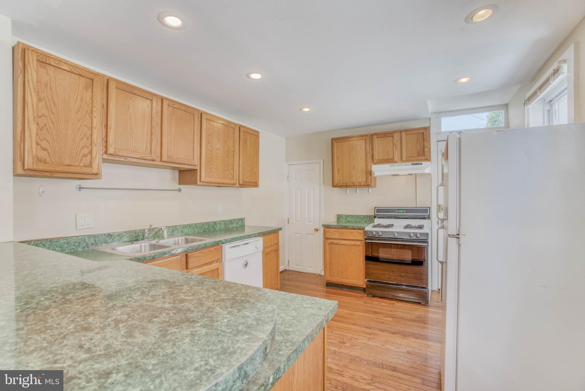 FEDERAL HILL HISTORIC DISTRICT - Residential Lease