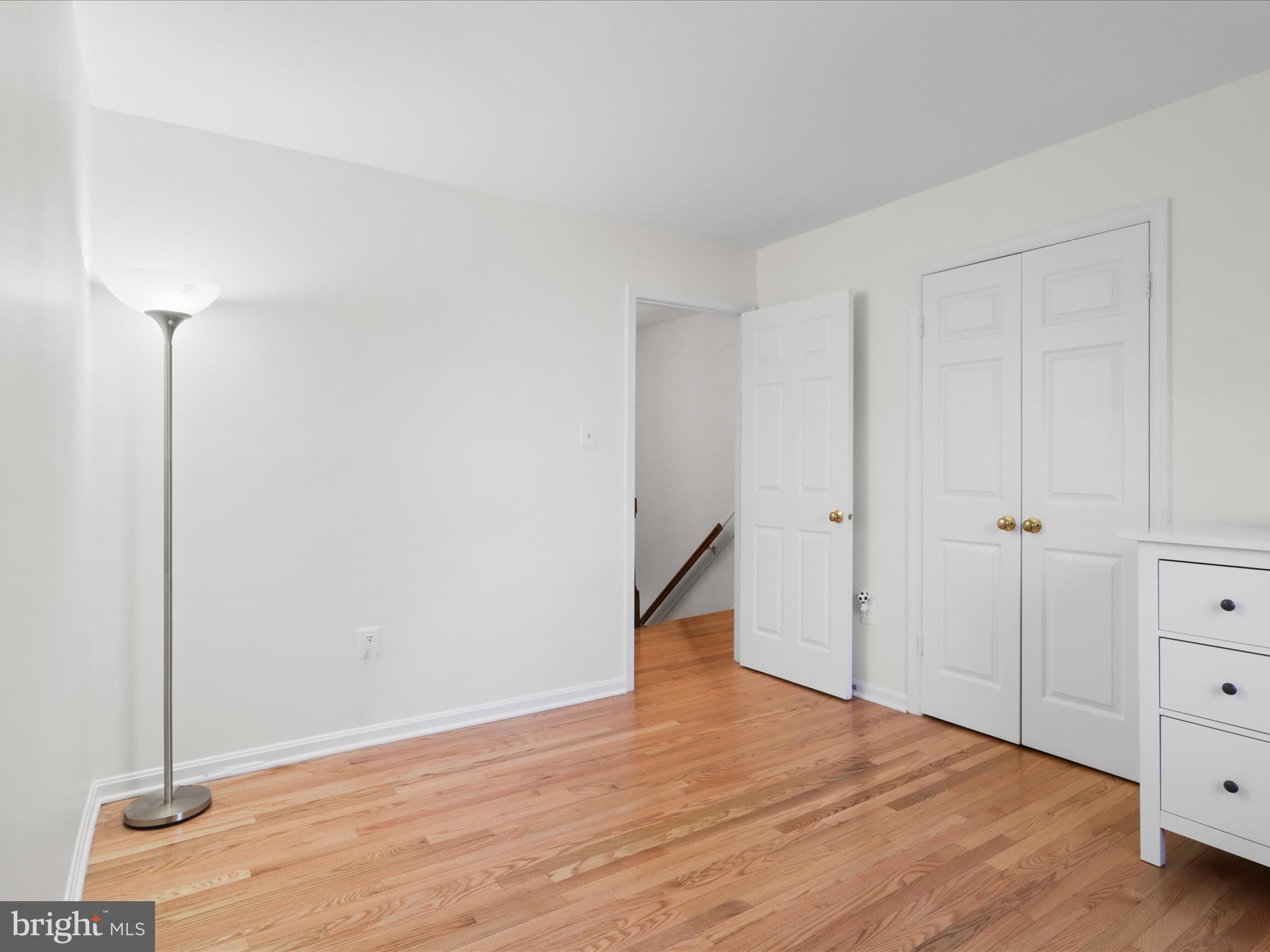 OAKTON GLADE - Residential