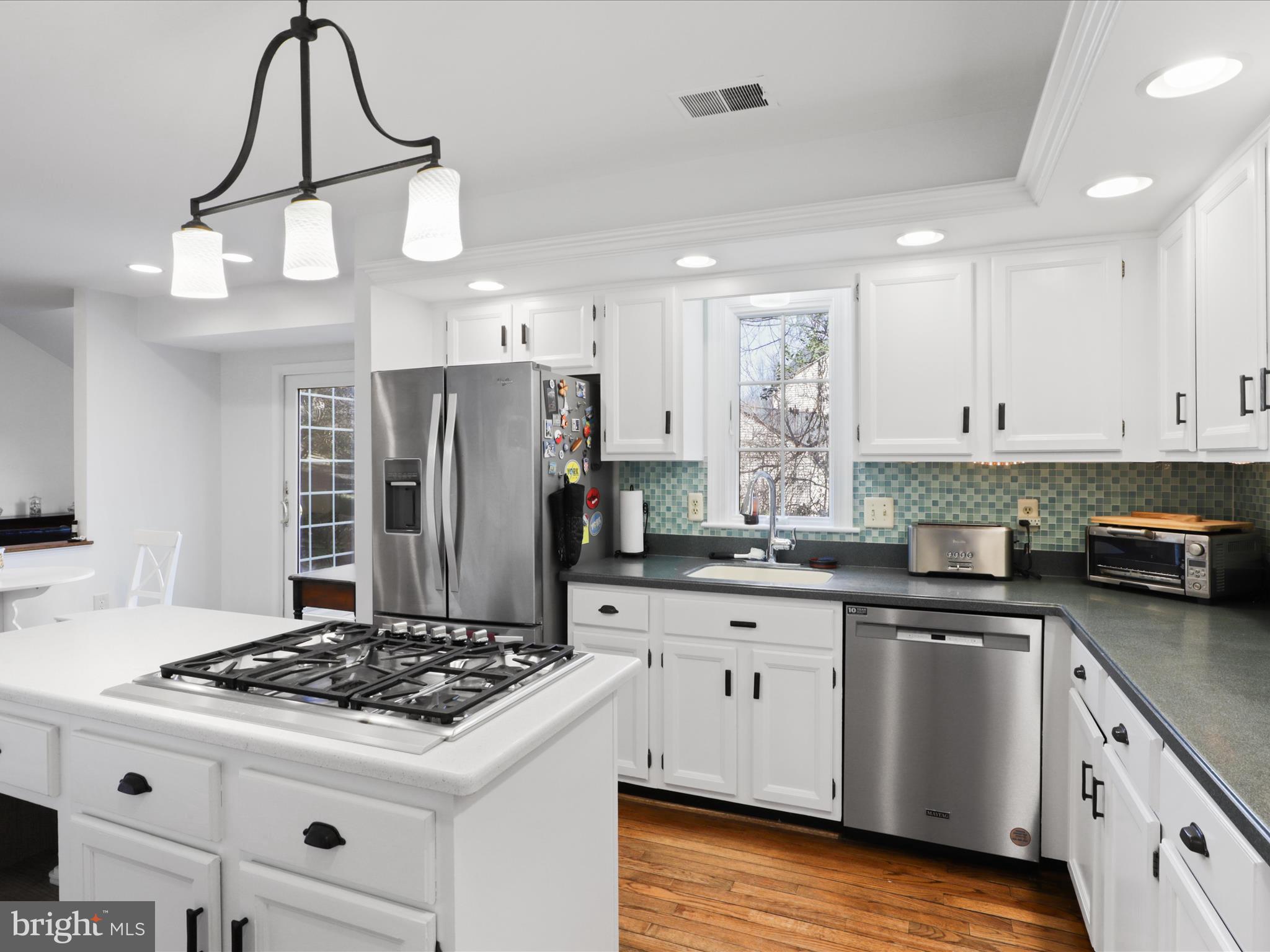 OAKTON GLADE - Residential