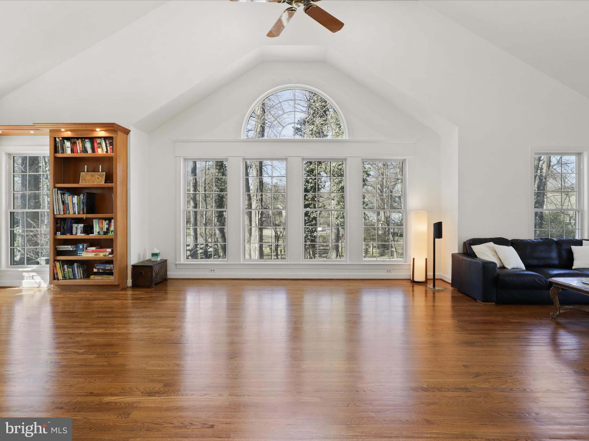 OAKTON GLADE - Residential