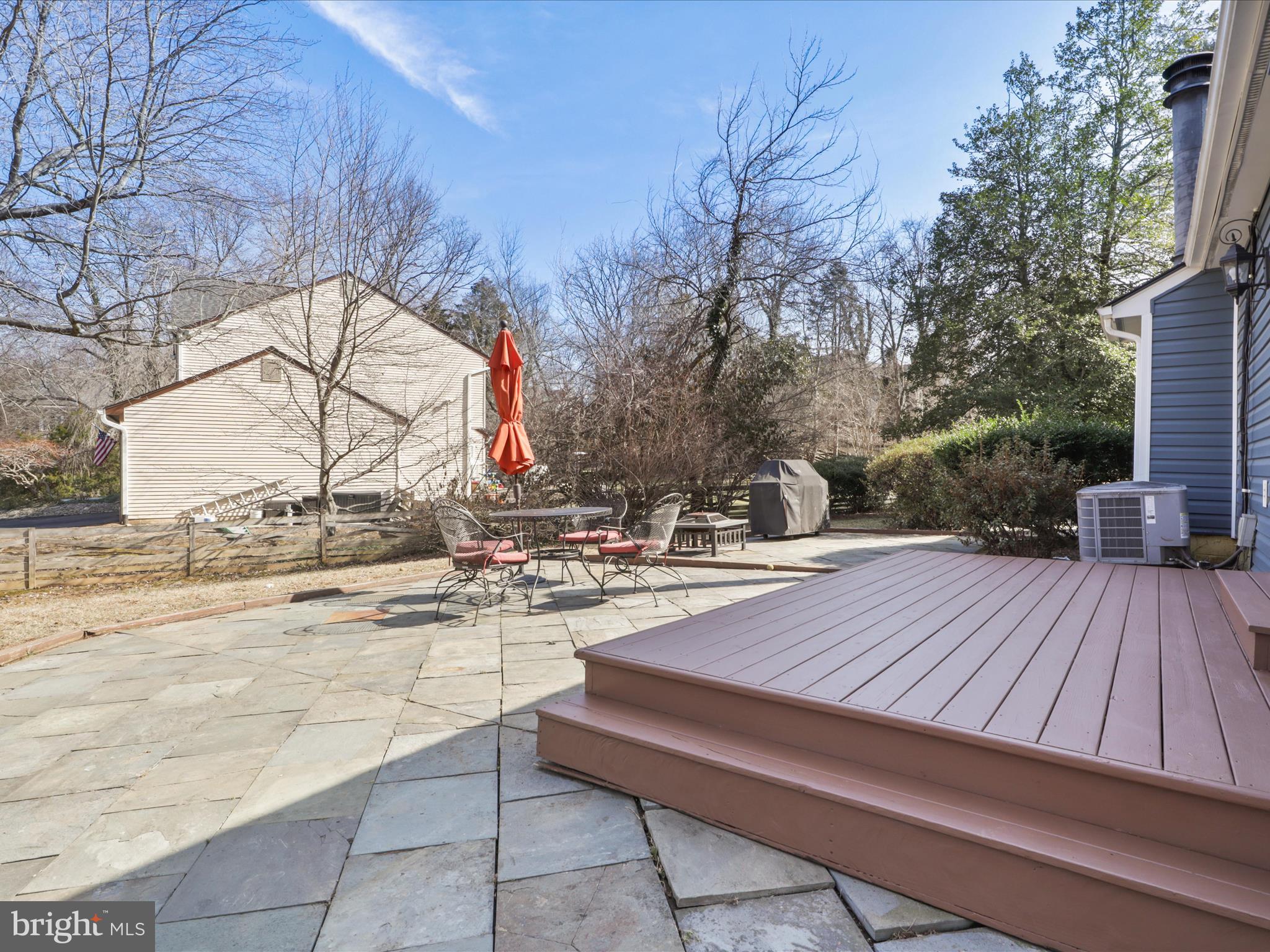 OAKTON GLADE - Residential