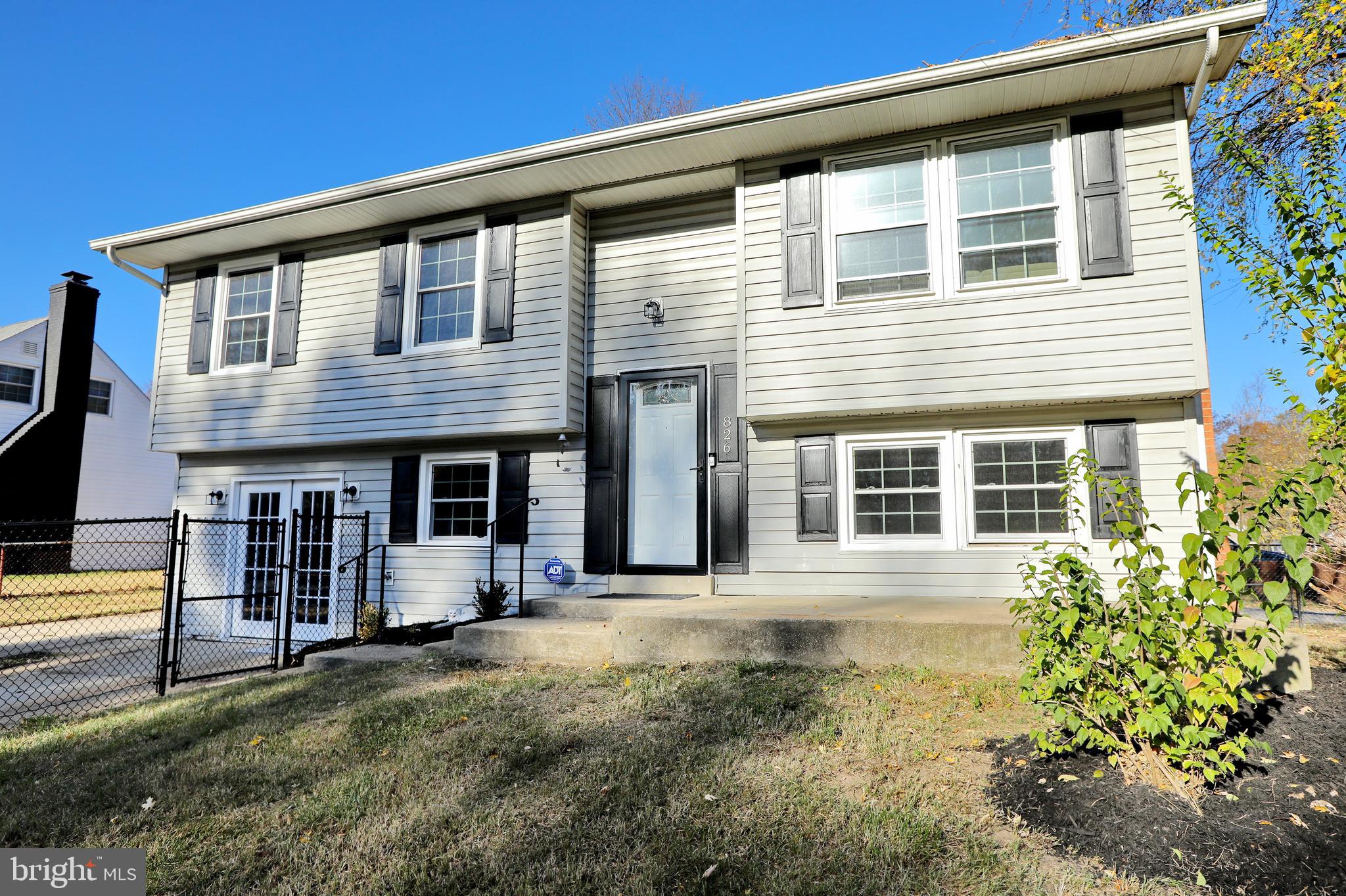 ST CHARLES - CARRINGTON - Residential