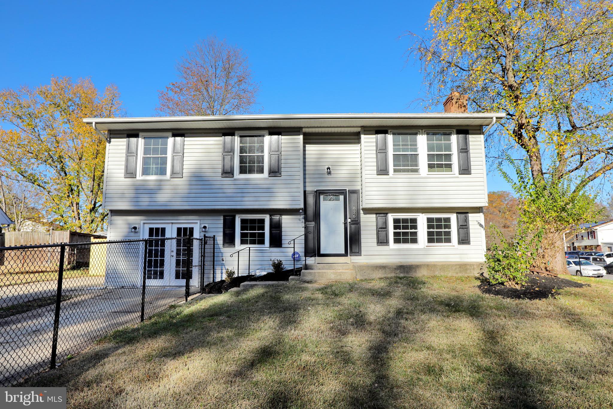 ST CHARLES - CARRINGTON - Residential