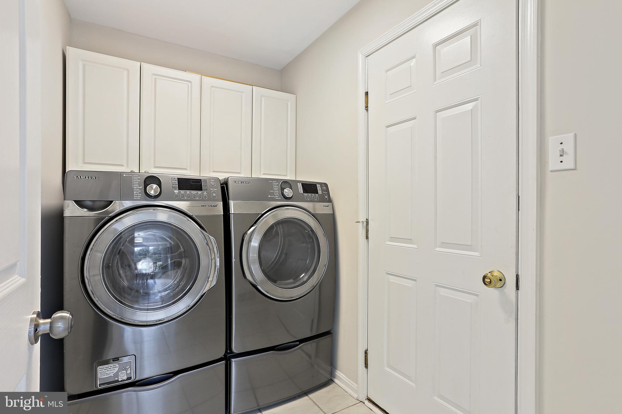 VILLAGE OF RIVER HILL - Residential