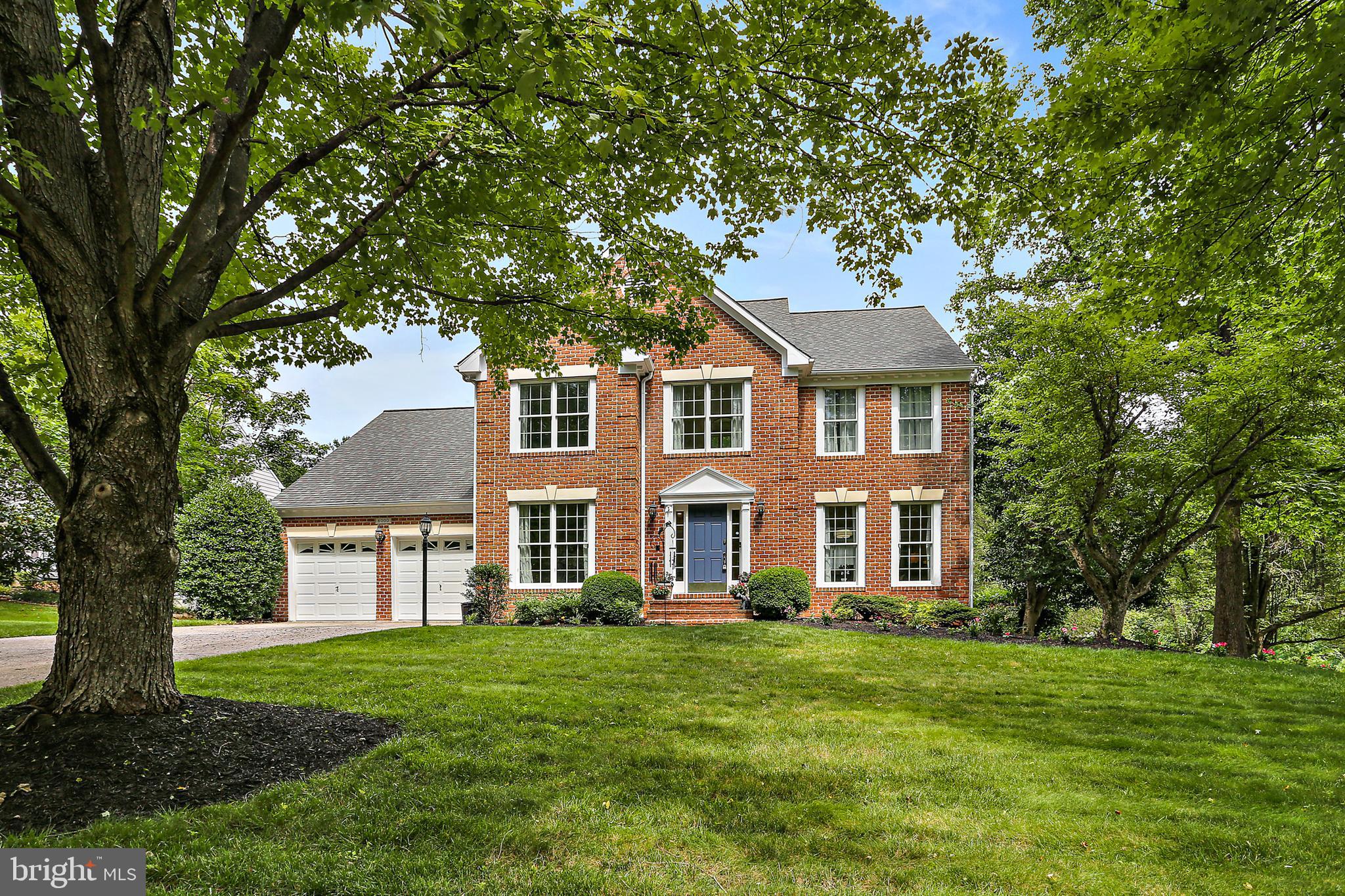 VILLAGE OF RIVER HILL - Residential