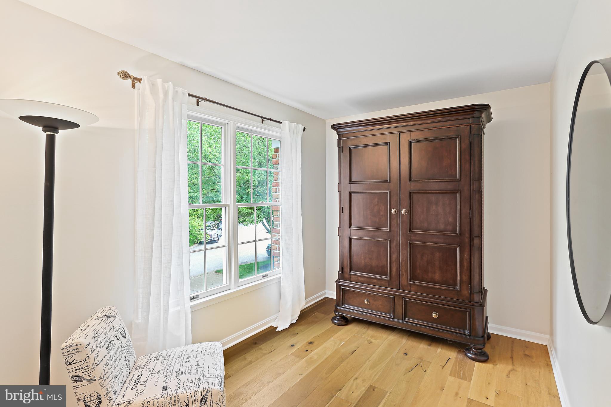 VILLAGE OF RIVER HILL - Residential