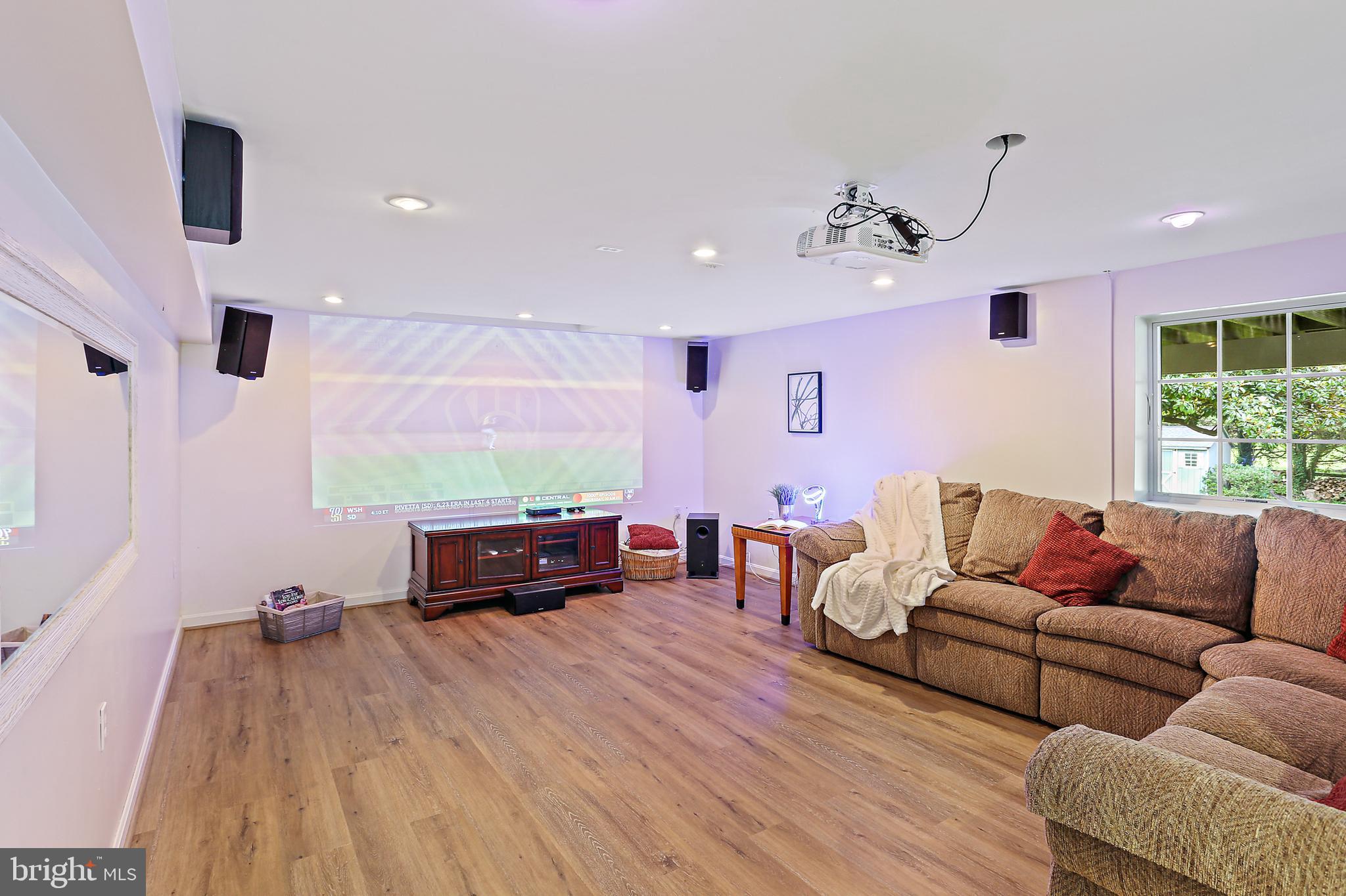 VILLAGE OF RIVER HILL - Residential