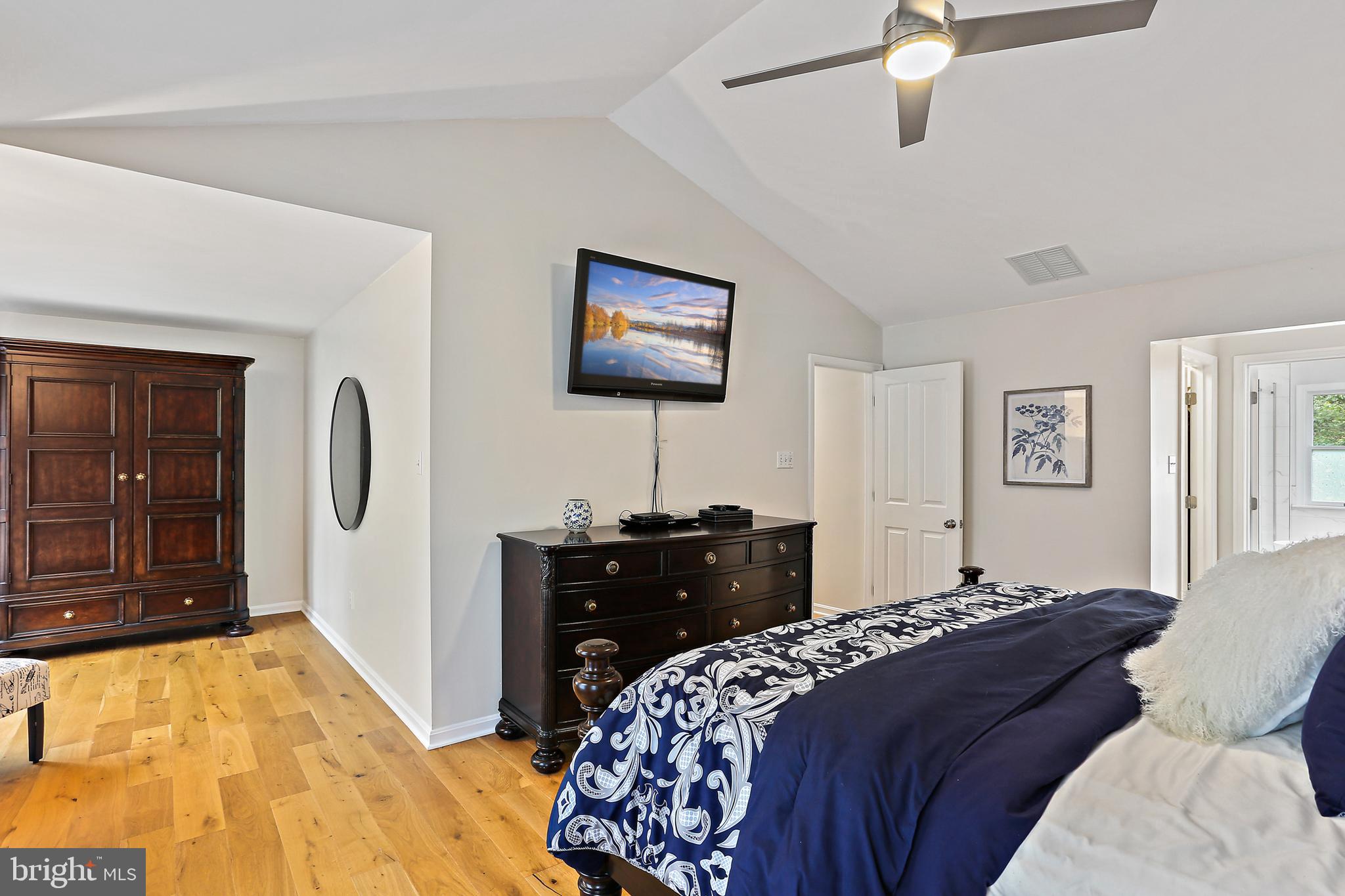 VILLAGE OF RIVER HILL - Residential