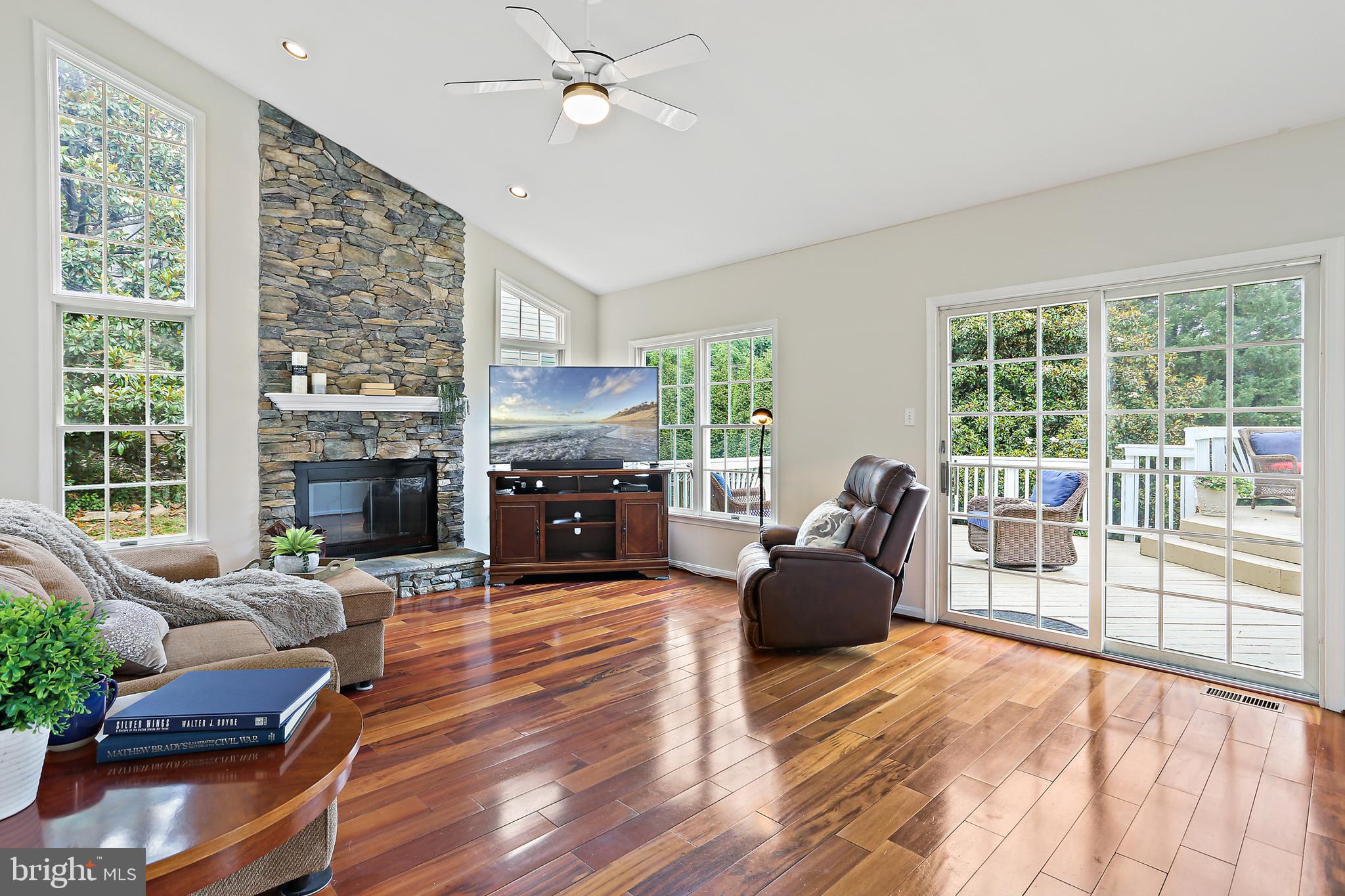 VILLAGE OF RIVER HILL - Residential