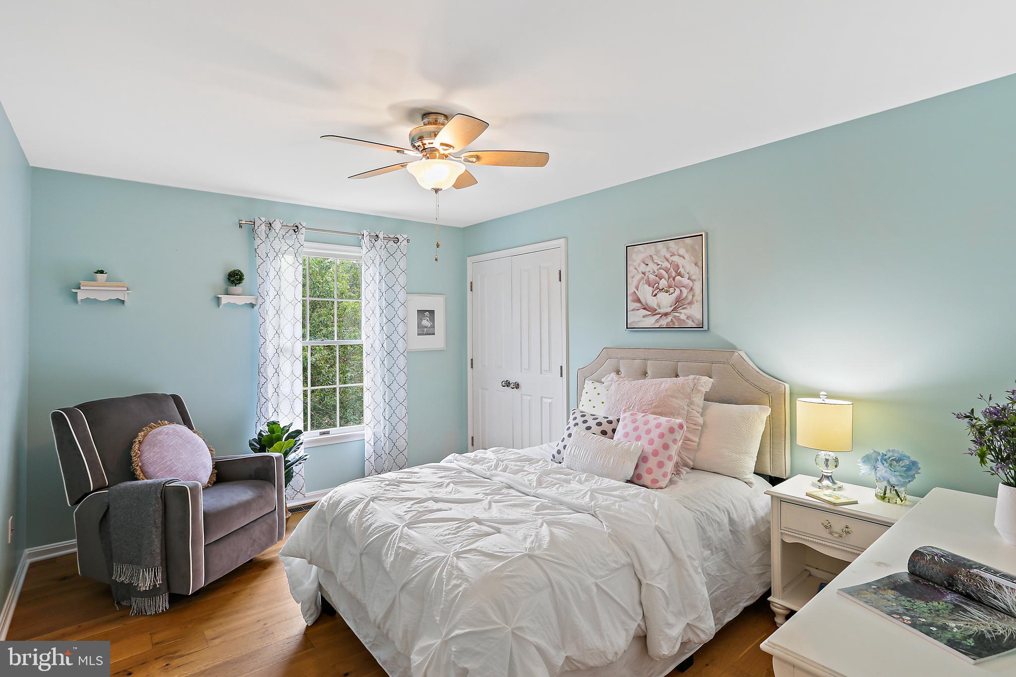 VILLAGE OF RIVER HILL - Residential