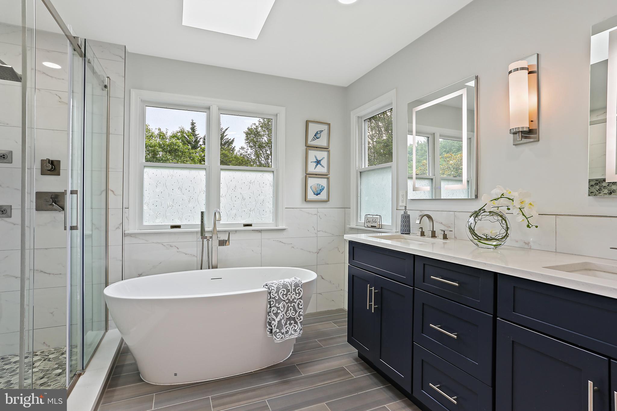 VILLAGE OF RIVER HILL - Residential