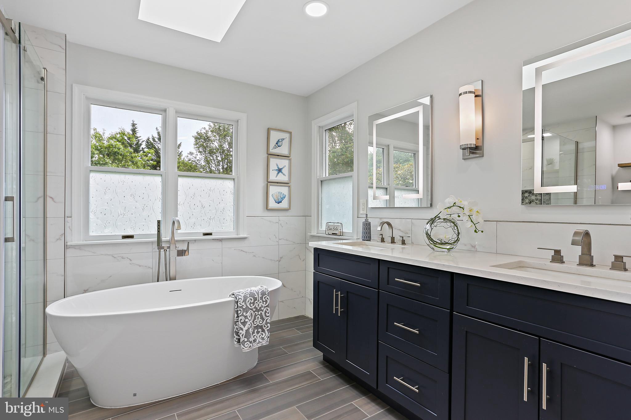 VILLAGE OF RIVER HILL - Residential