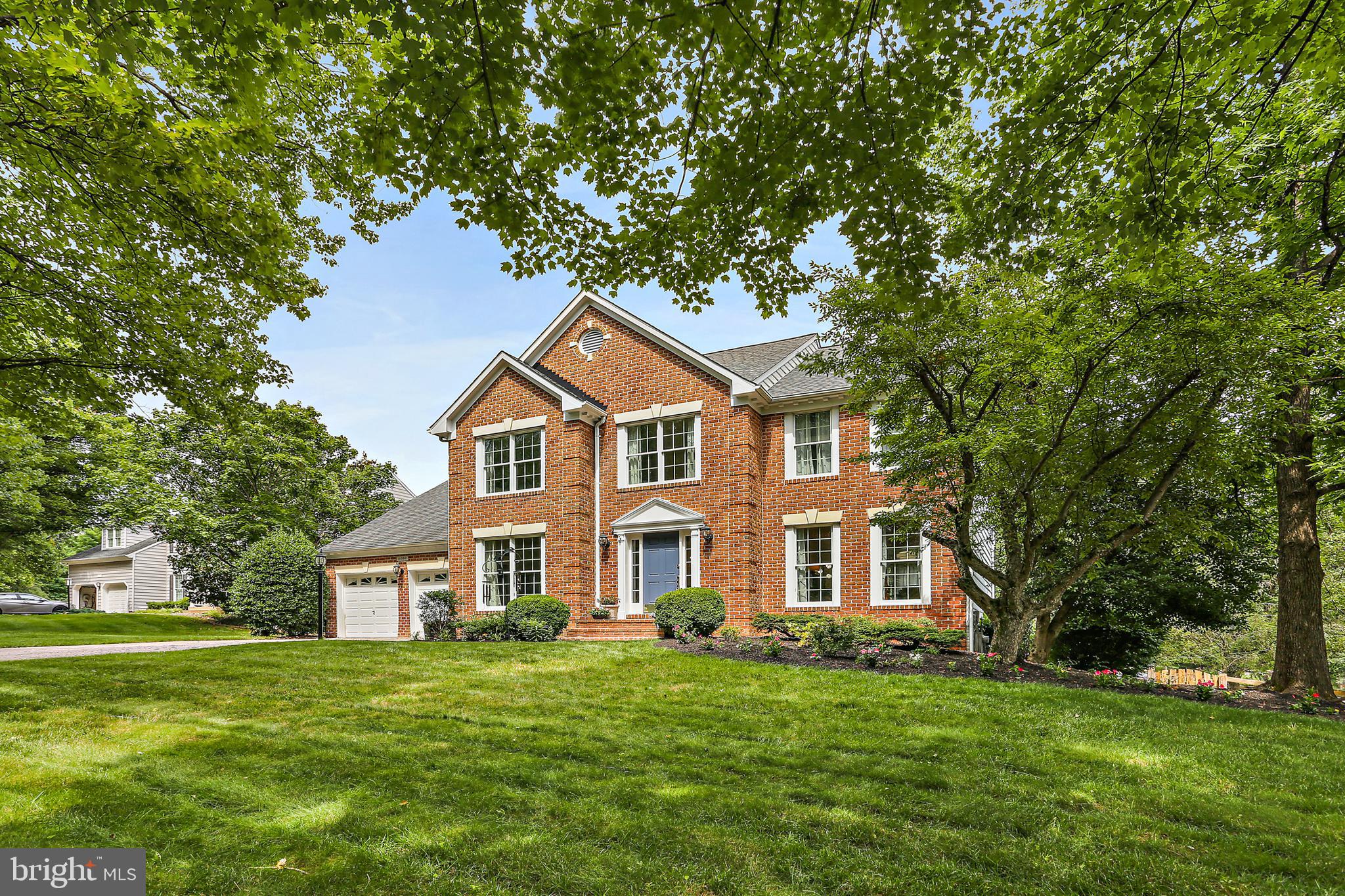 VILLAGE OF RIVER HILL - Residential