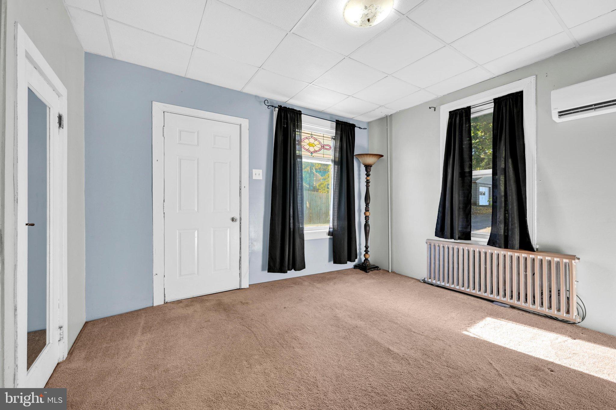 120 E ELM STREET