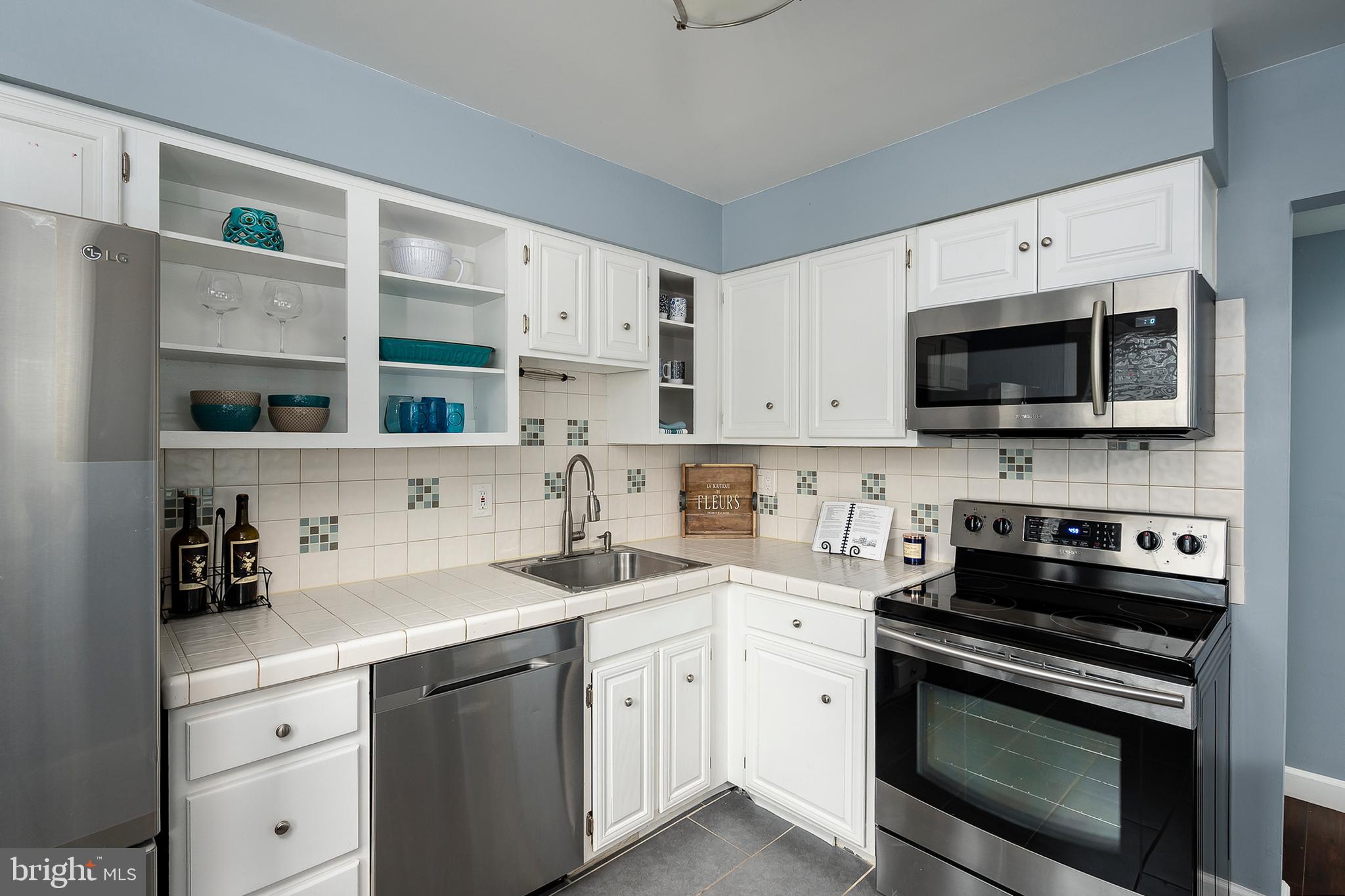 CROFTON SQUARE - Residential