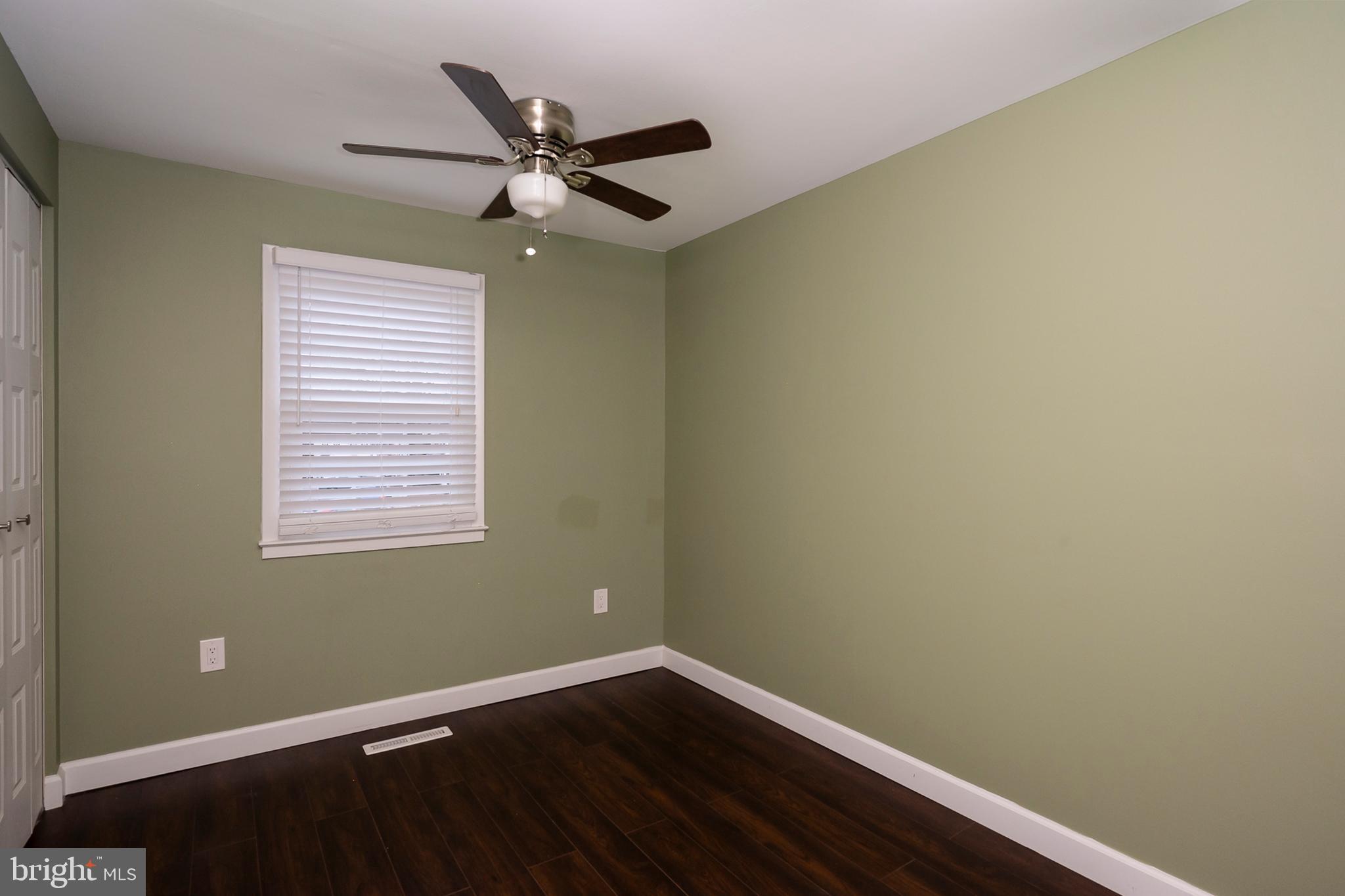 CROFTON SQUARE - Residential