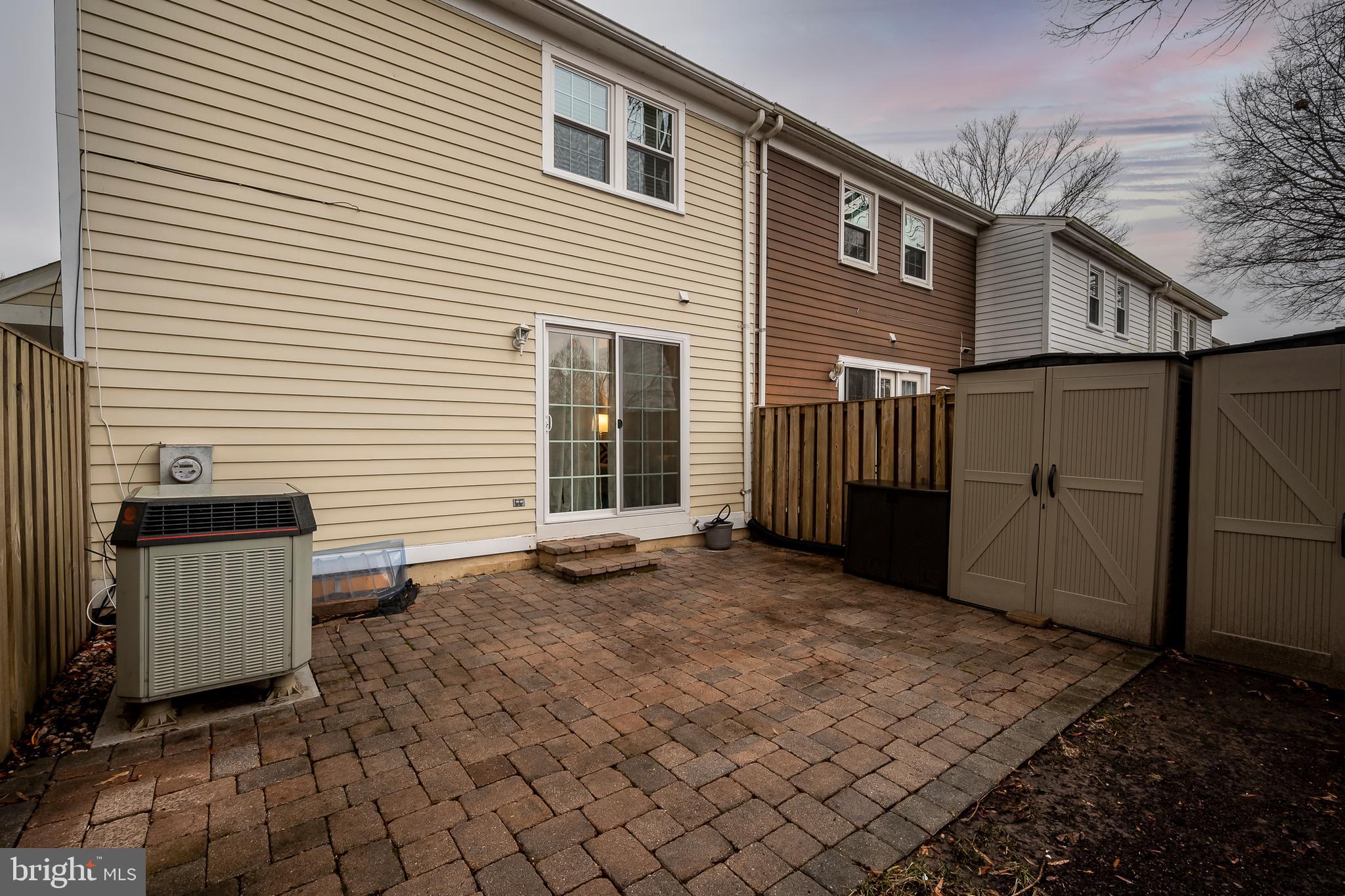 CROFTON SQUARE - Residential