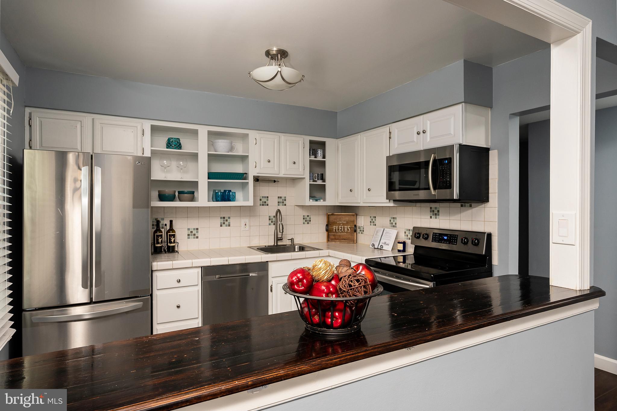 CROFTON SQUARE - Residential