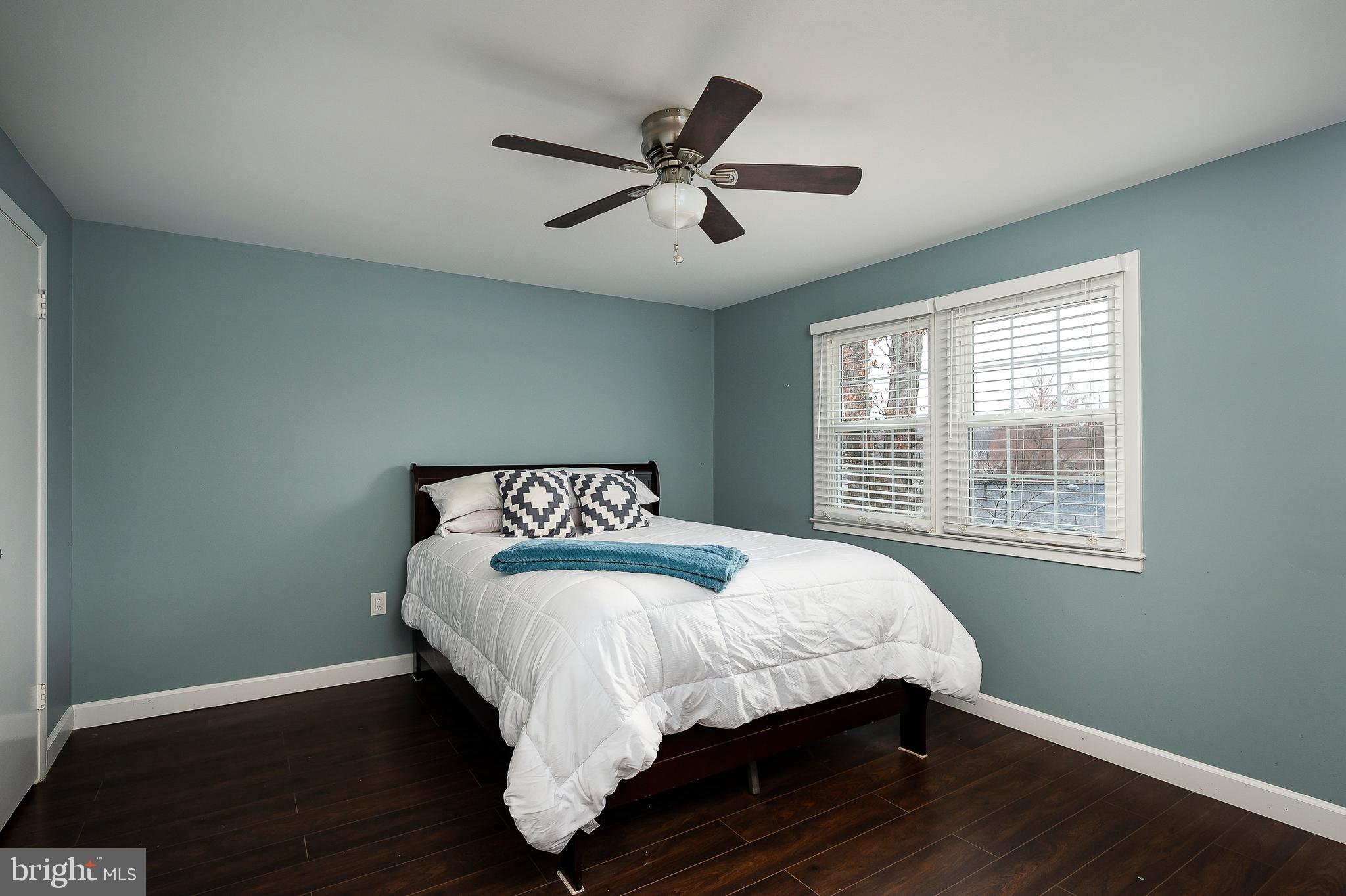 CROFTON SQUARE - Residential