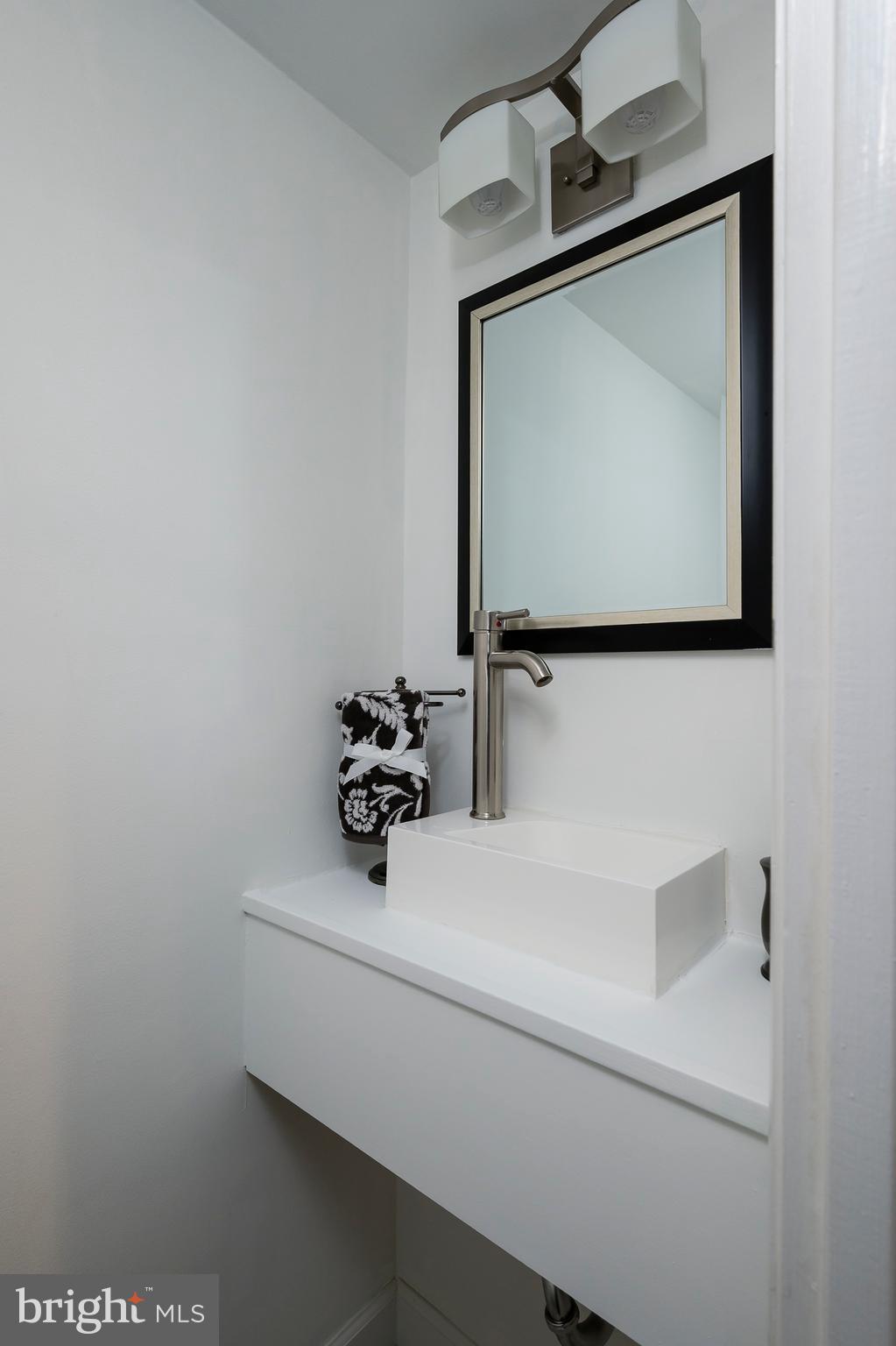 CROFTON SQUARE - Residential