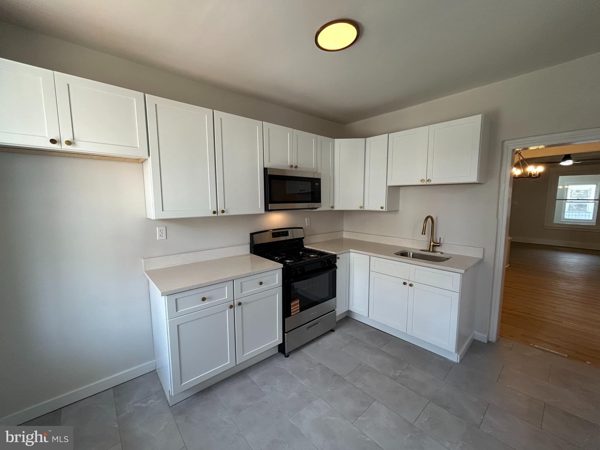 PHILADELPHIA (SOUTHWEST) - Residential