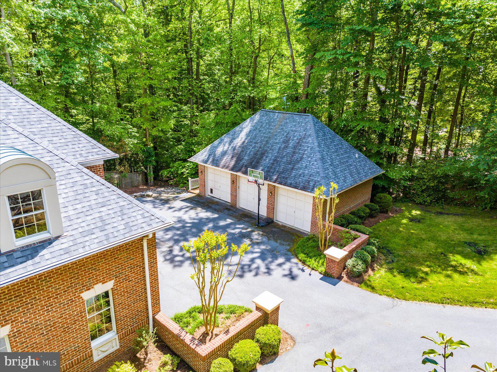 BELVOIR FARMS - Residential