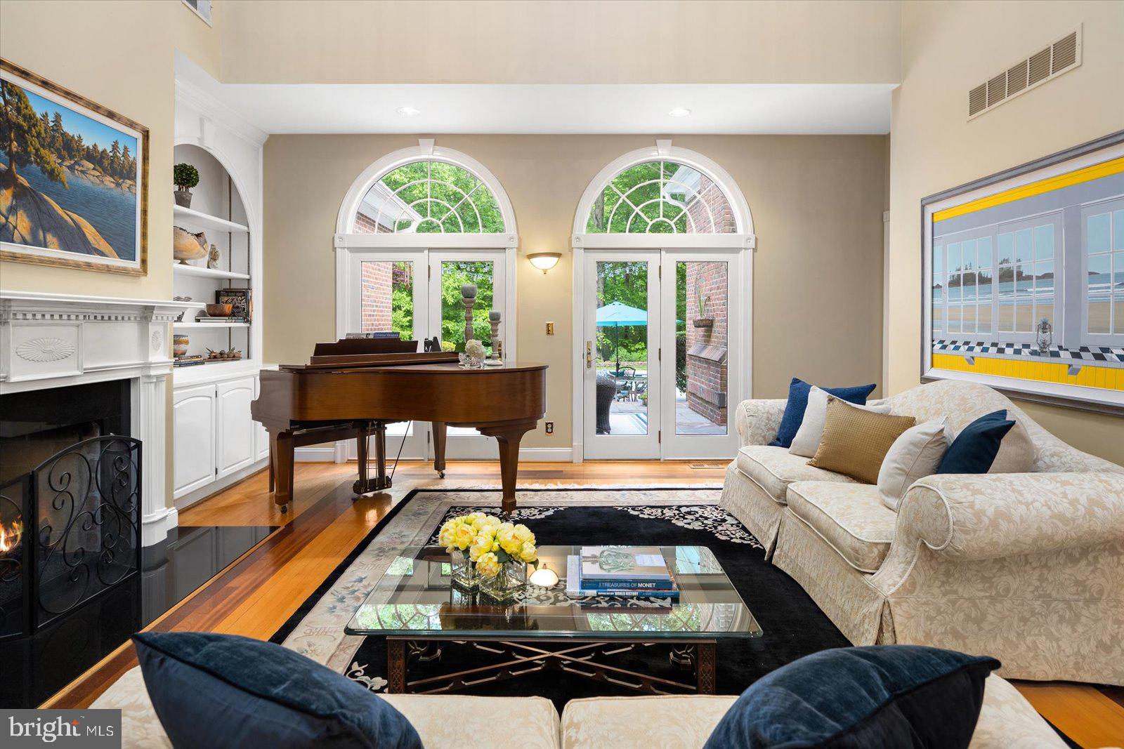 BELVOIR FARMS - Residential